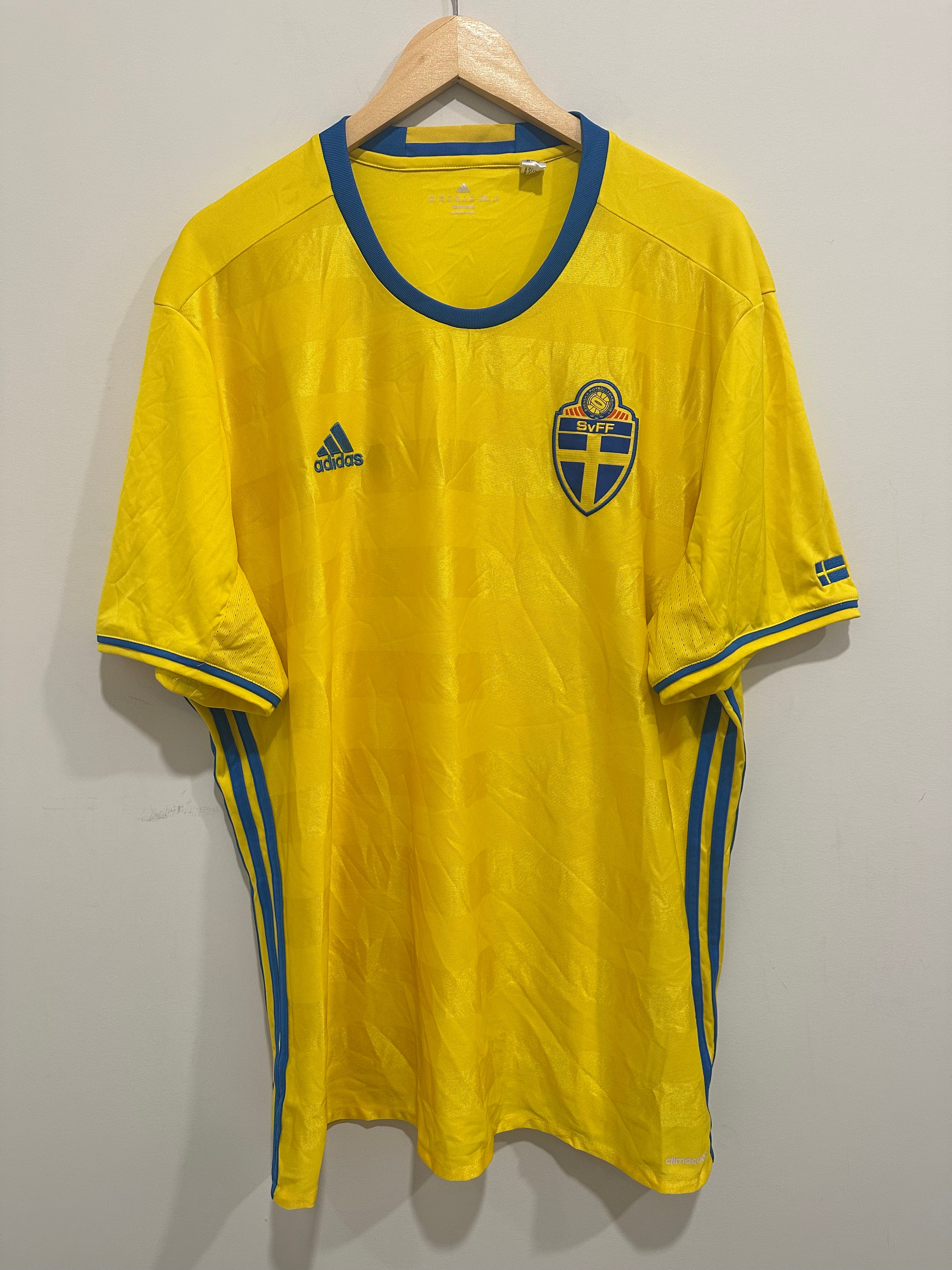 Sweden 2016-17 Home Soccer Jersey (XXL)