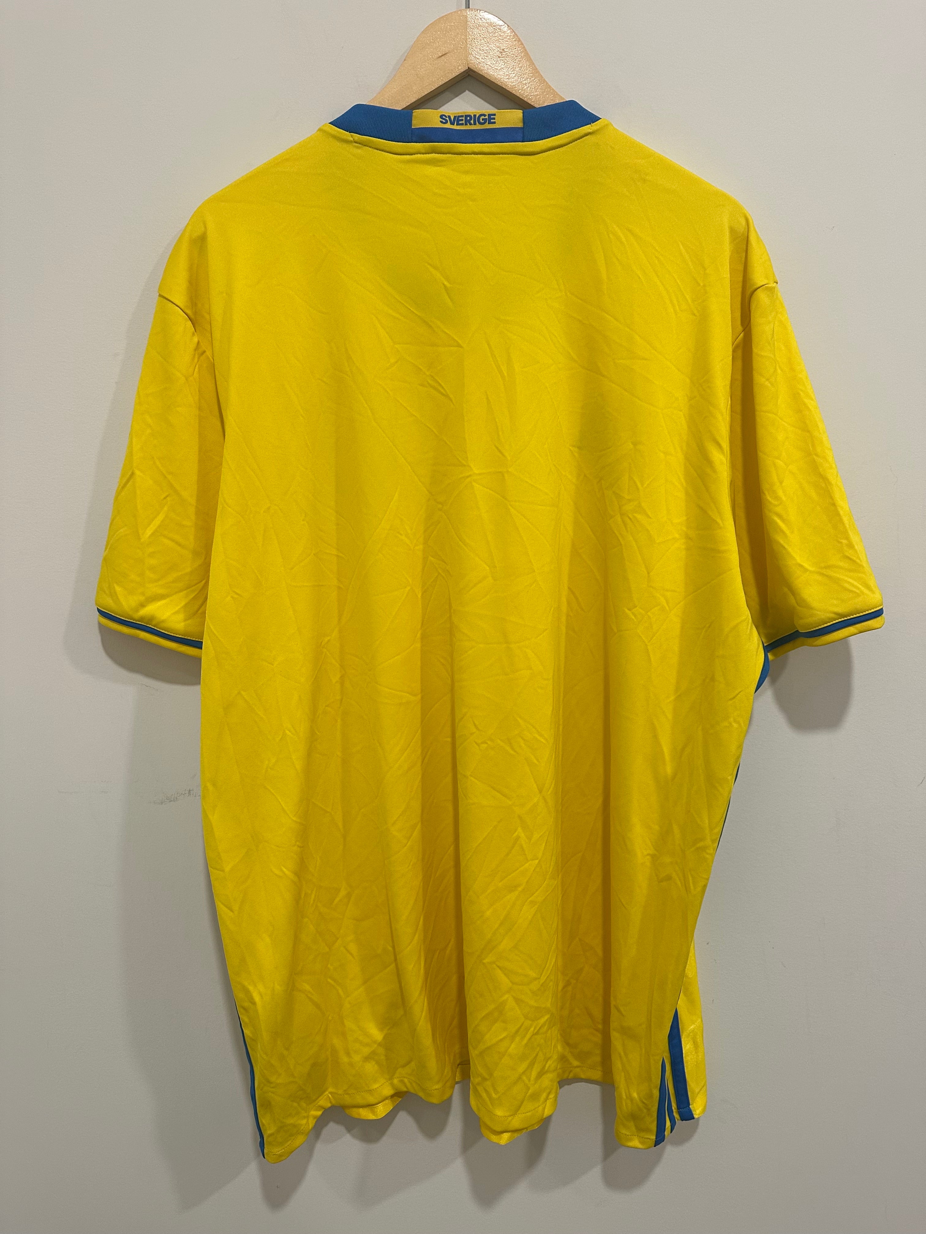 Sweden 2016-17 Home Soccer Jersey (XXL)