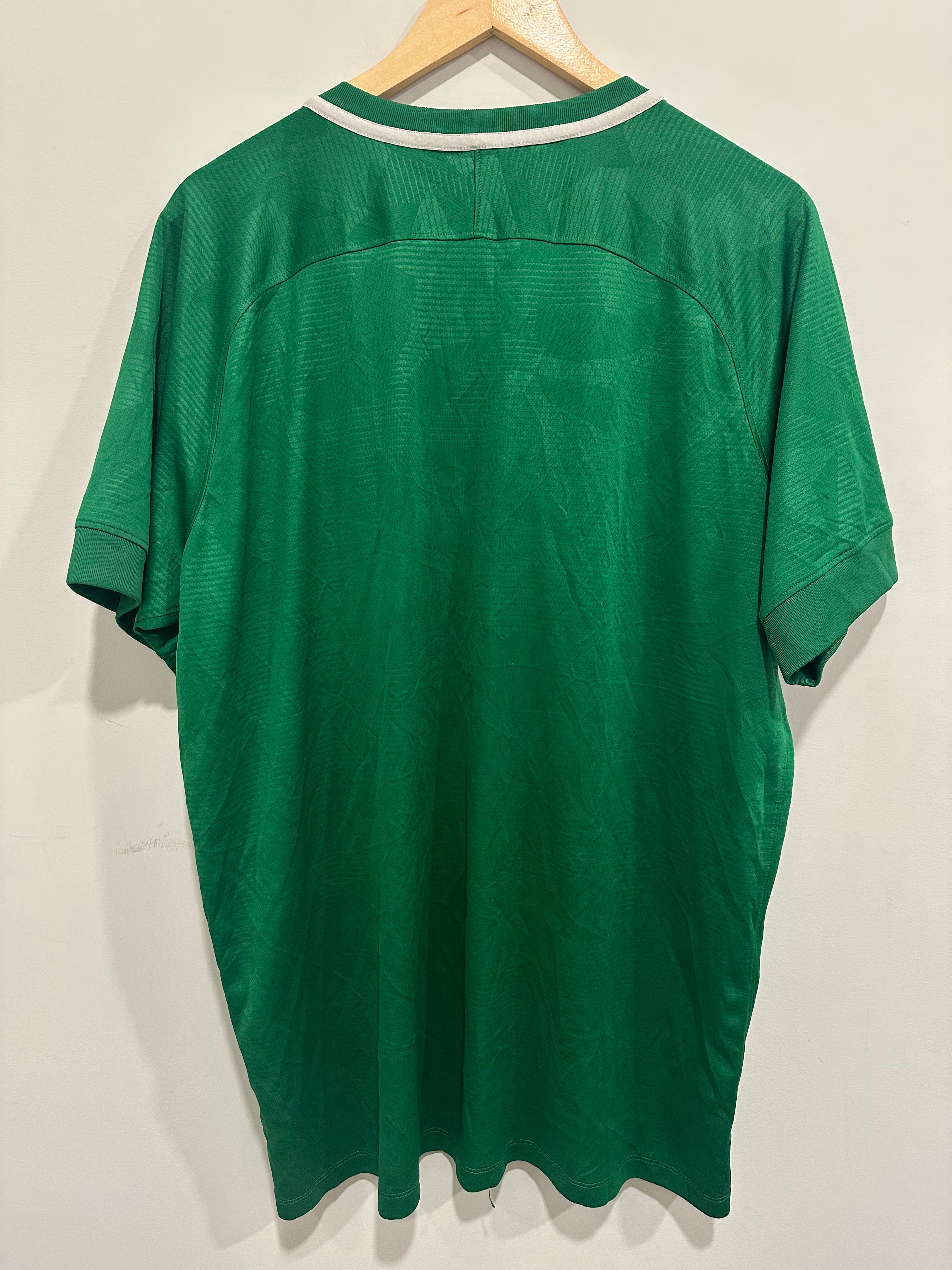 Brighton 2018-20 Away Soccer Jersey (2XL)
