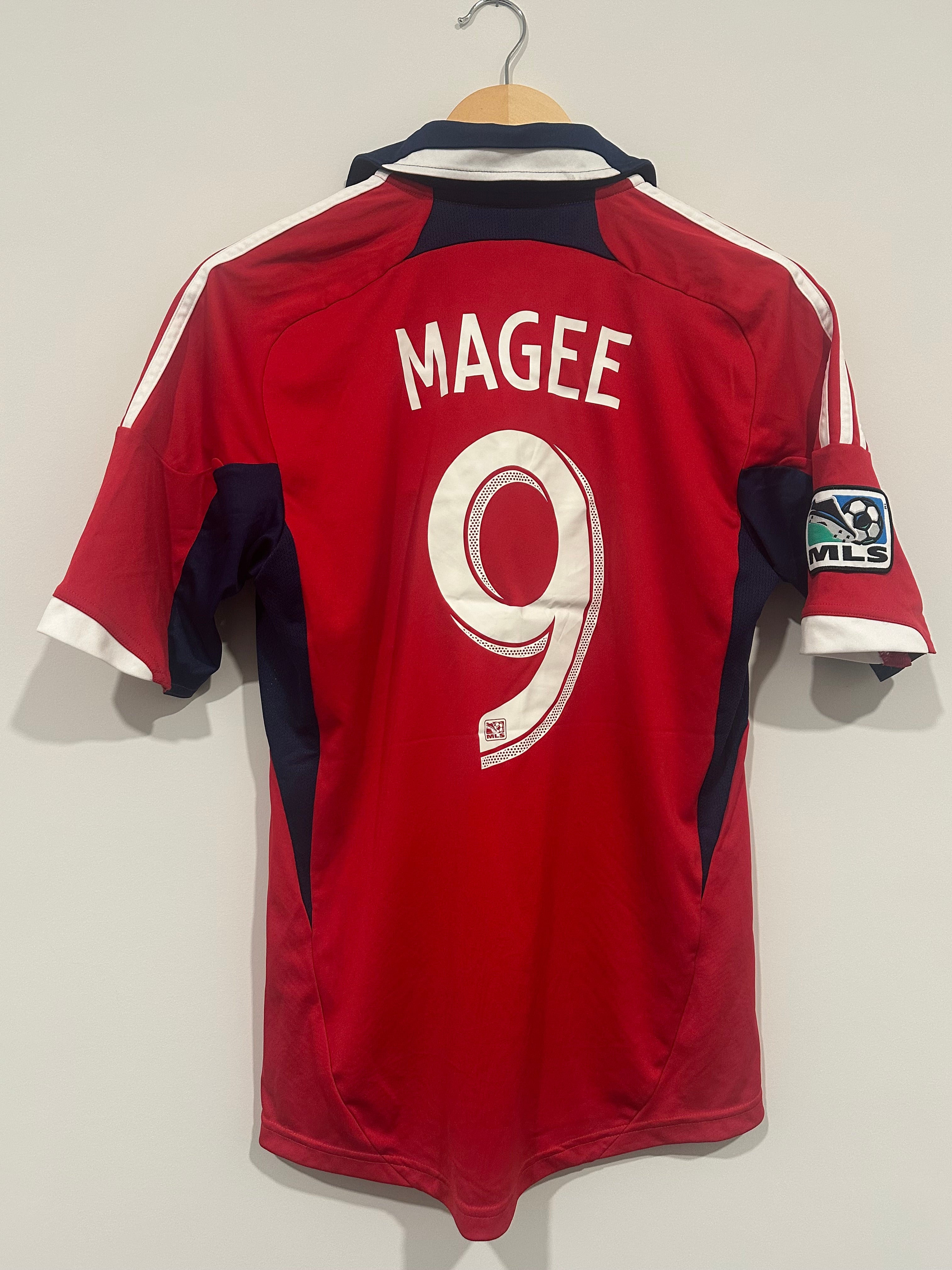 Chicago Fire 2012-13 Home Soccer Jersey Magee #9 (S)