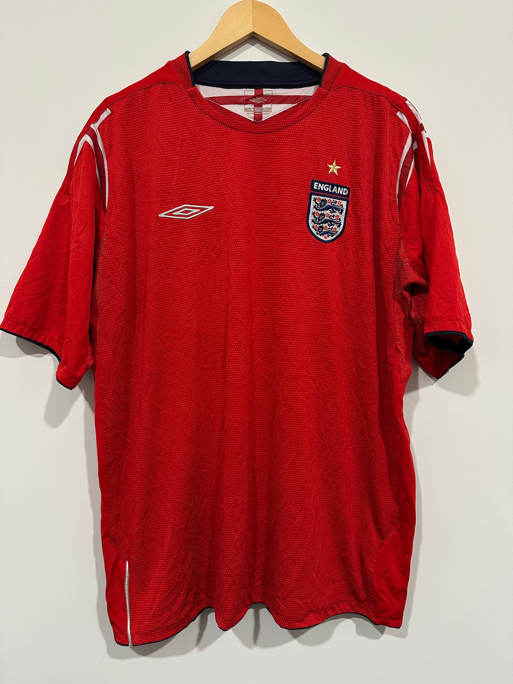 England 2004-05 Away Soccer Jersey (2XL)