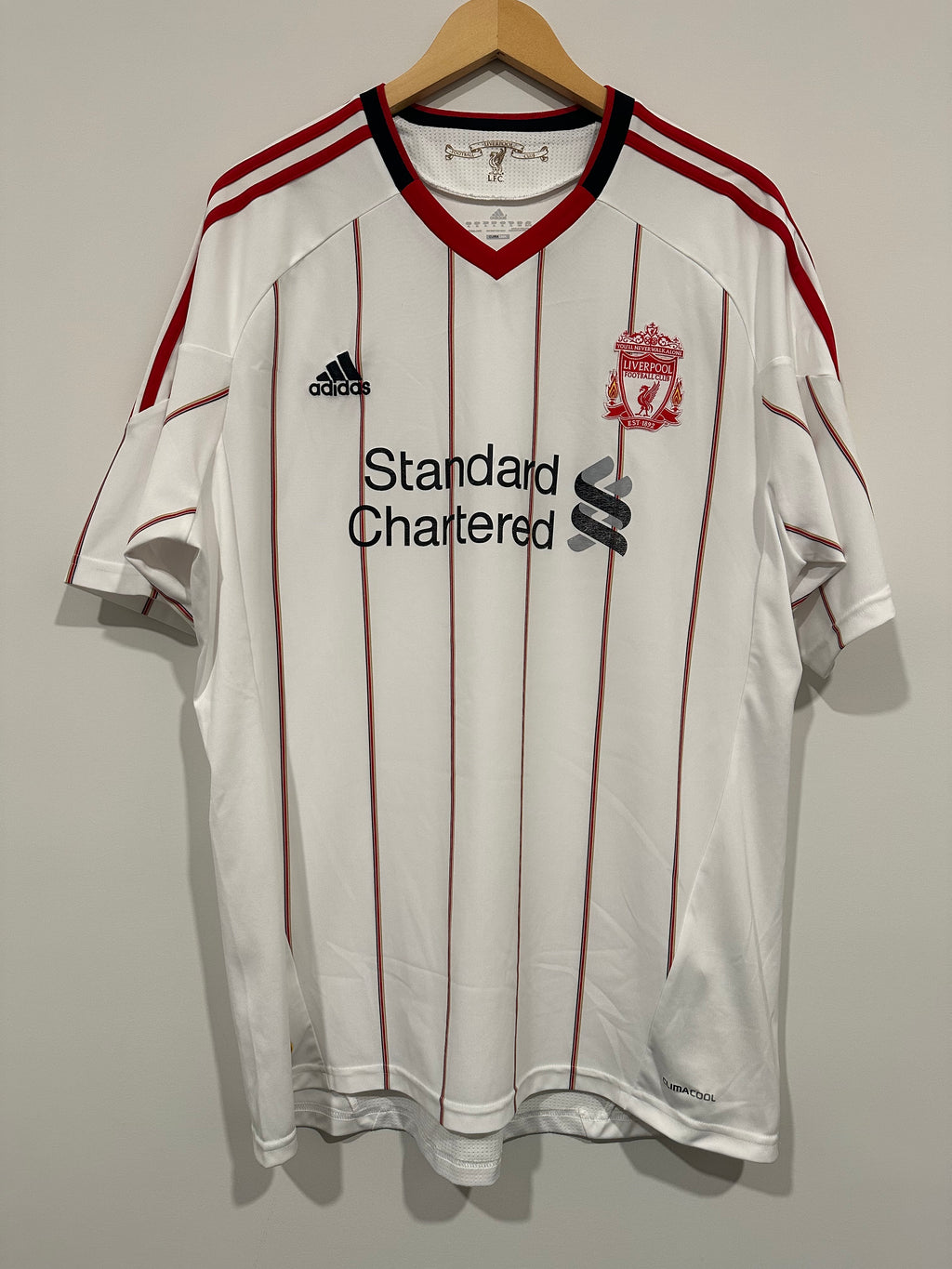 Liverpool 2010-11 Away Soccer Jersey (XL)