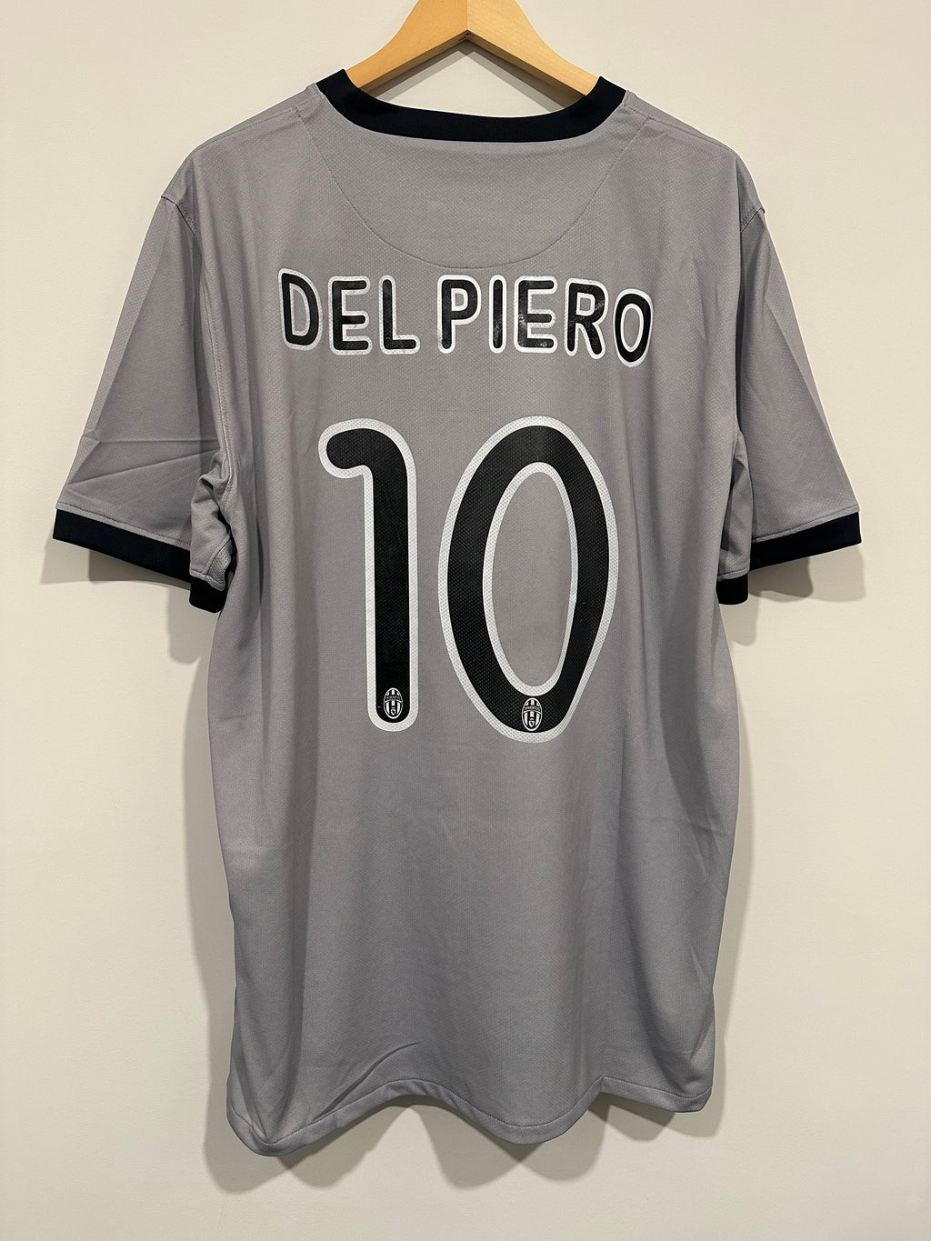 Juventus 2009-10 Away Soccer Jersey Del Piero #10 (XL) NWT
