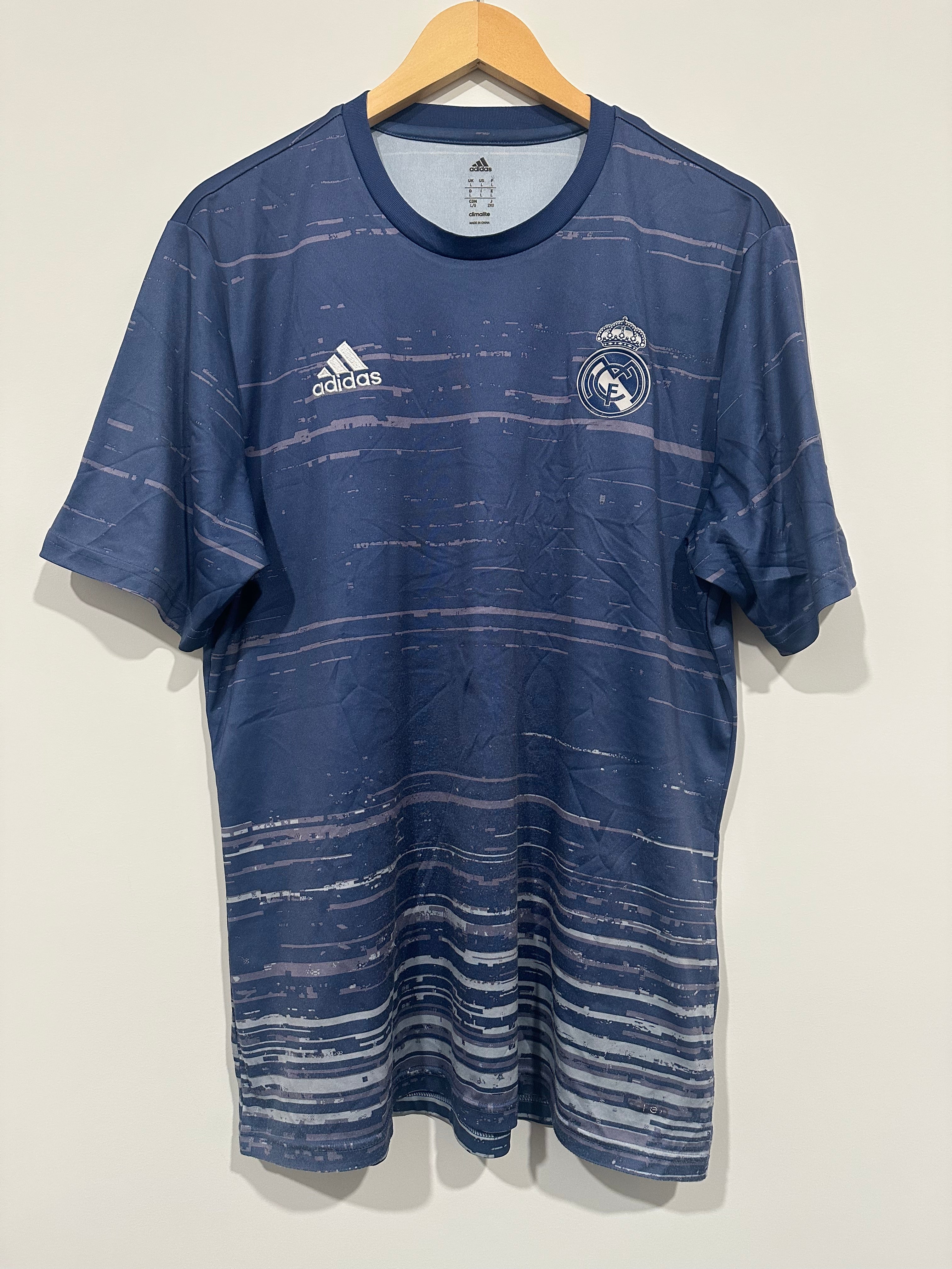Real Madrid 2016-17 Training Soccer Jersey (L)