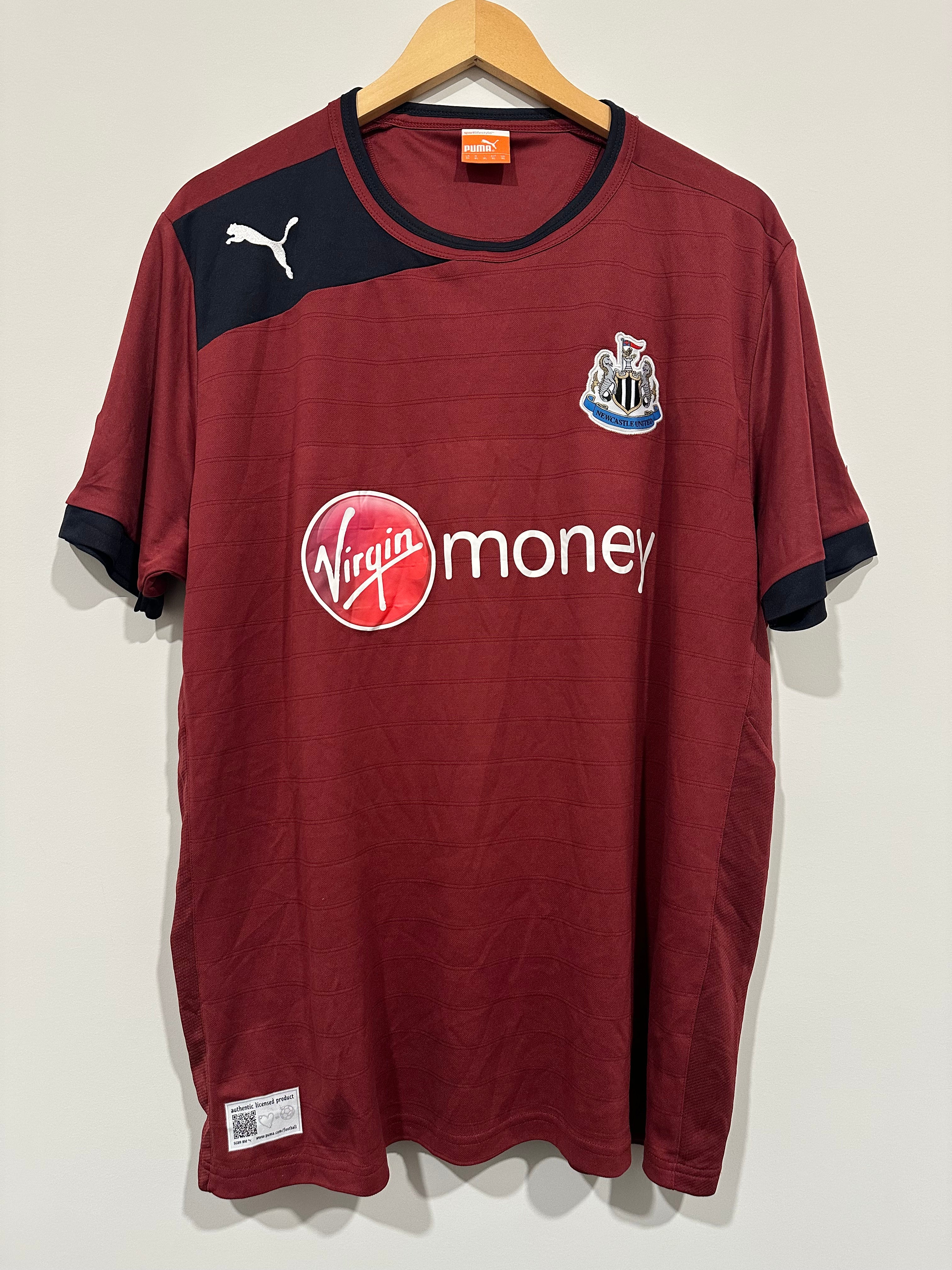 Newcastle United 2012-13 Away Soccer Jersey (XL)