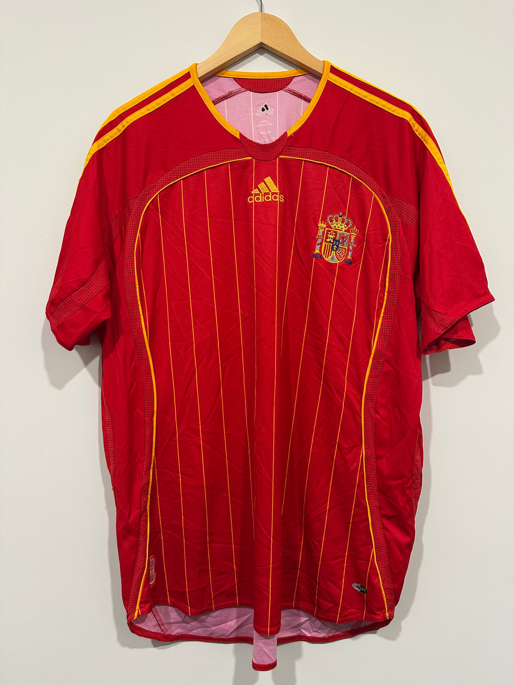 Spain 2006-08 Home Soccer Jersey (L)