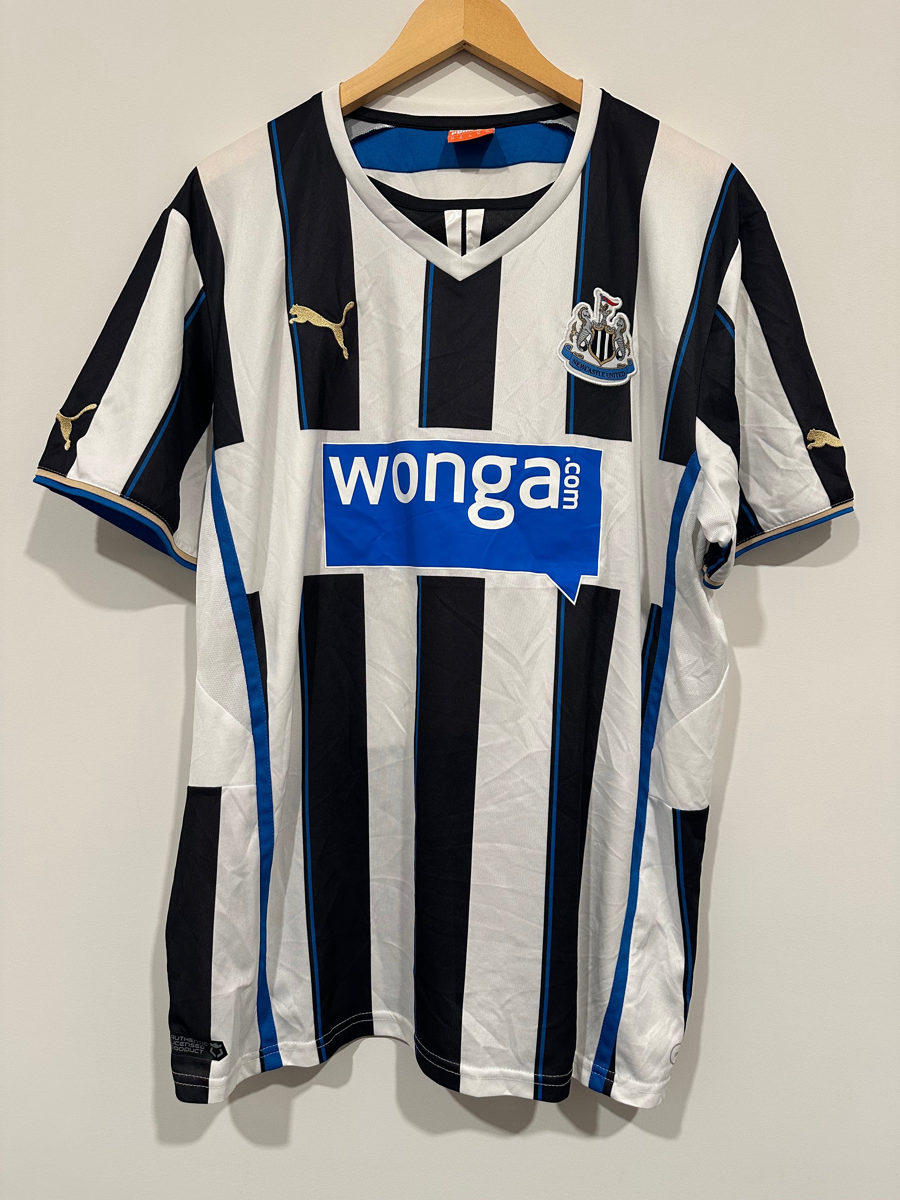 Newcastle United 2013-14 Home Soccer Jersey (L)