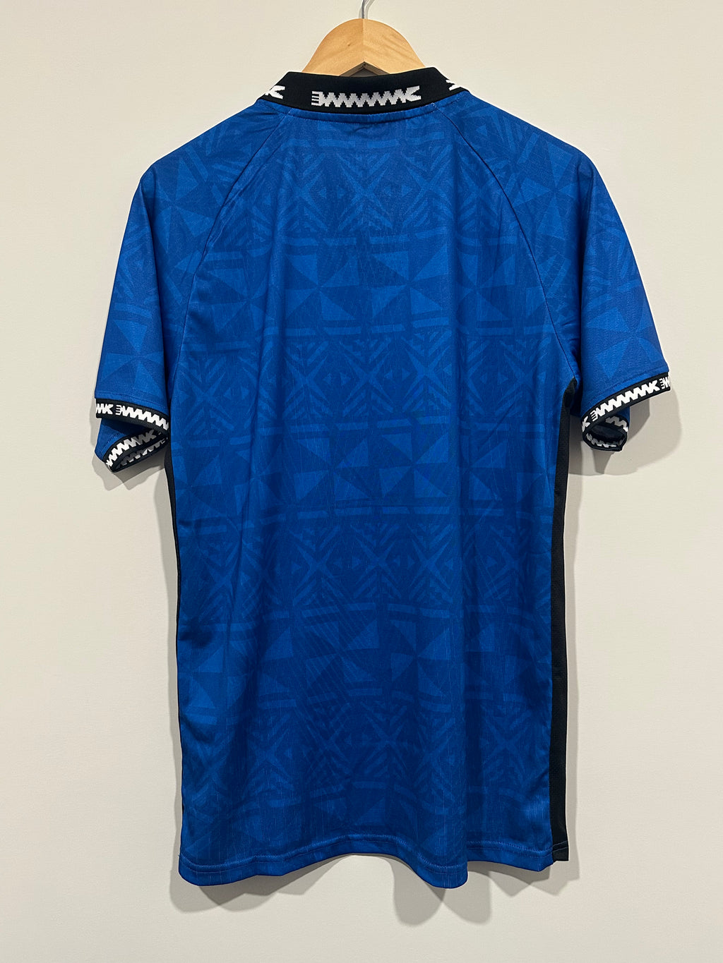 Fiji 2025-26 Away Soccer Jersey (L) NWT