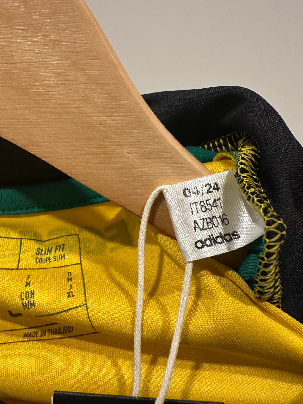 Jamaica 2024-25 Home Soccer Jersey (M) NWT