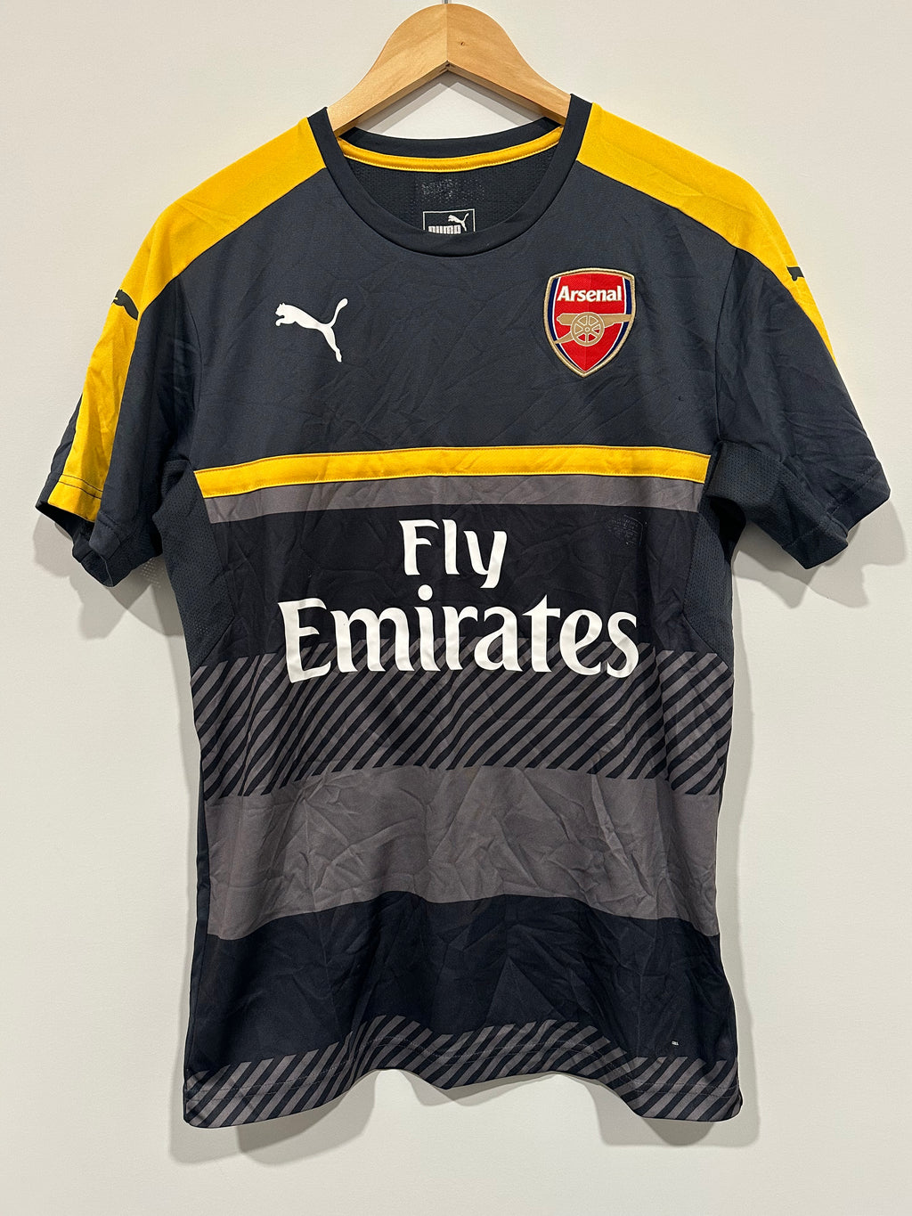 Arsenal 2016-17 Training Jersey (M)