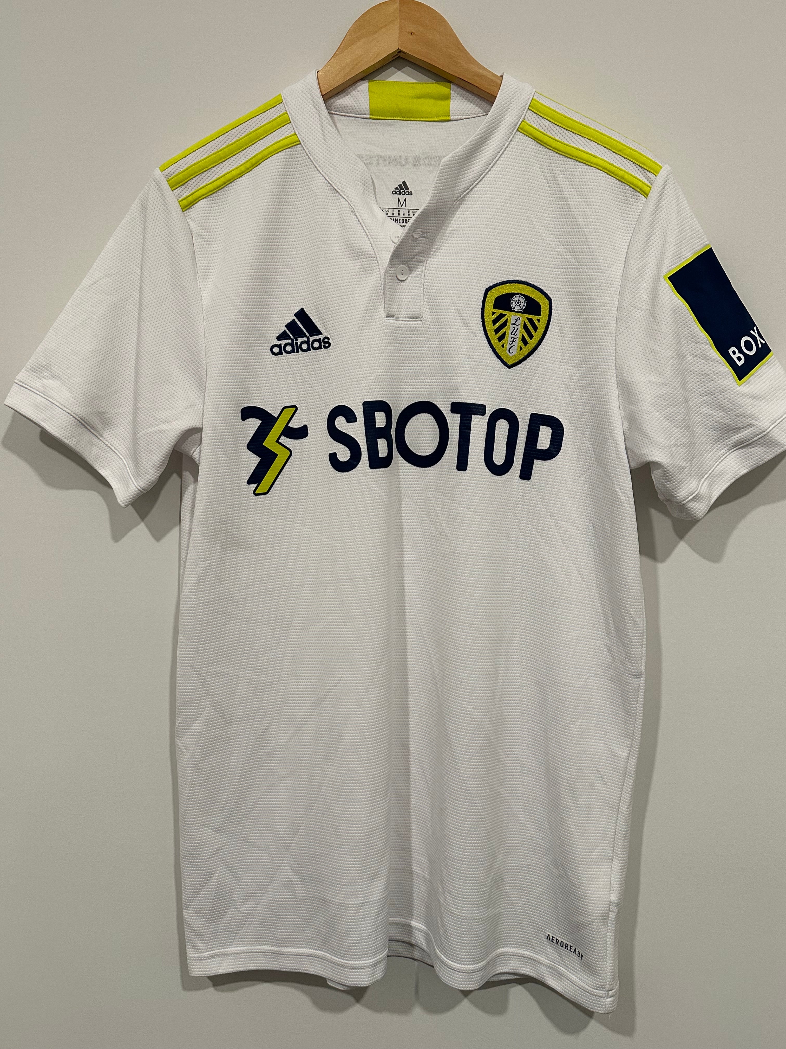 Leeds United 2021-22 Home Soccer Jersey (M)