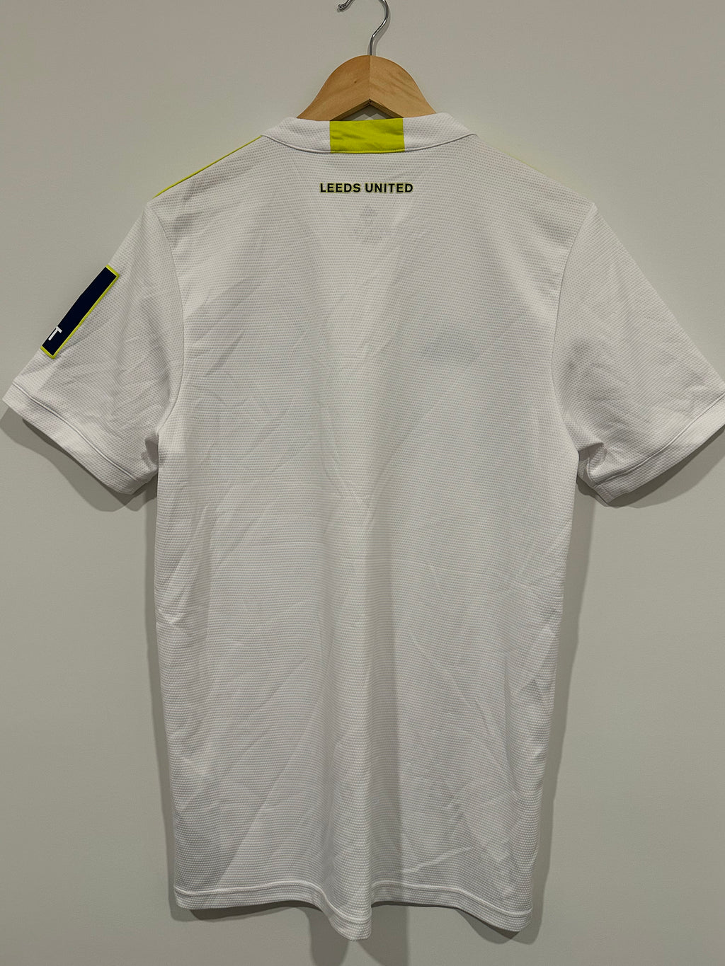 Leeds United 2021-22 Home Soccer Jersey (M)