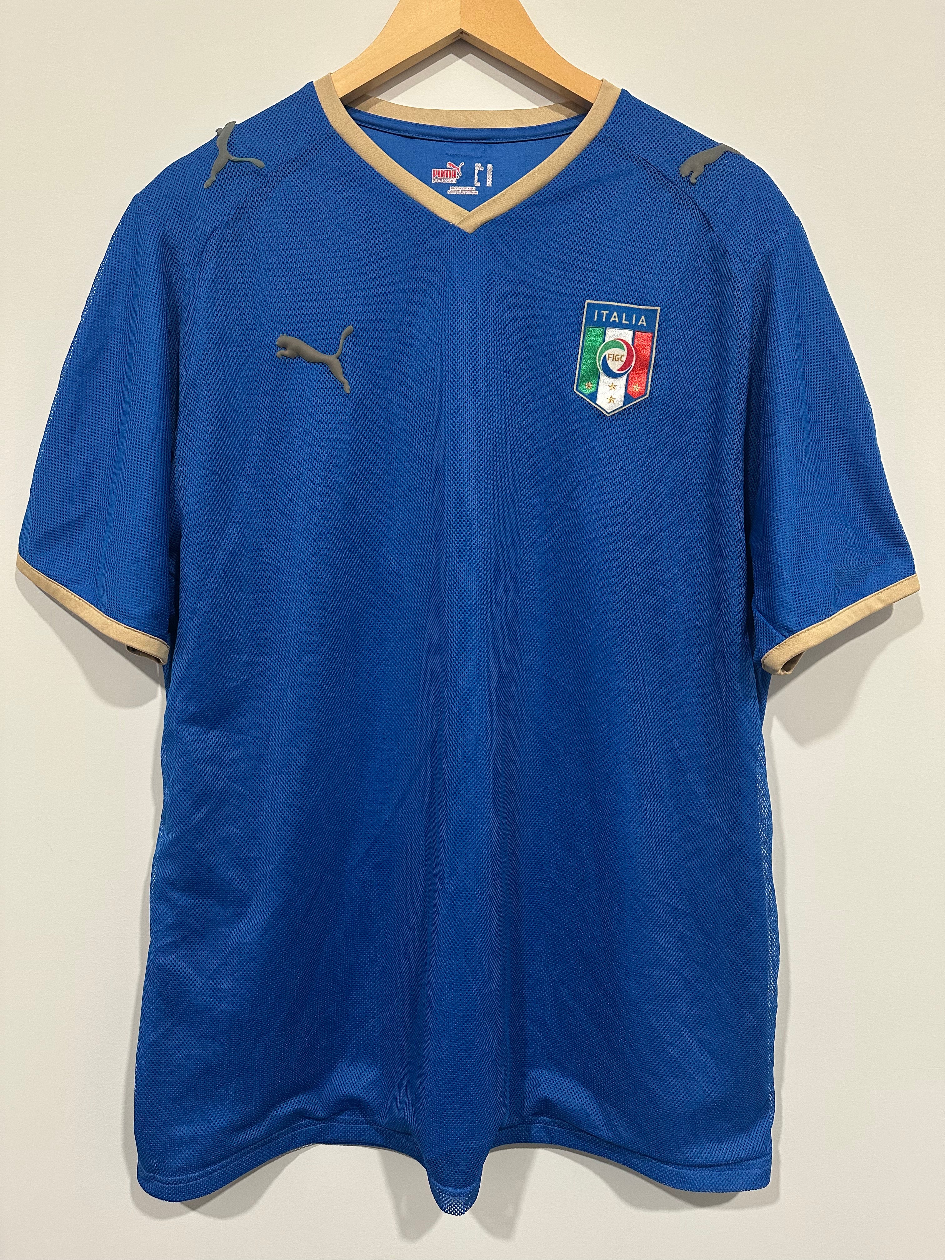 Italy 2008-09 Home Soccer Jersey (XL)