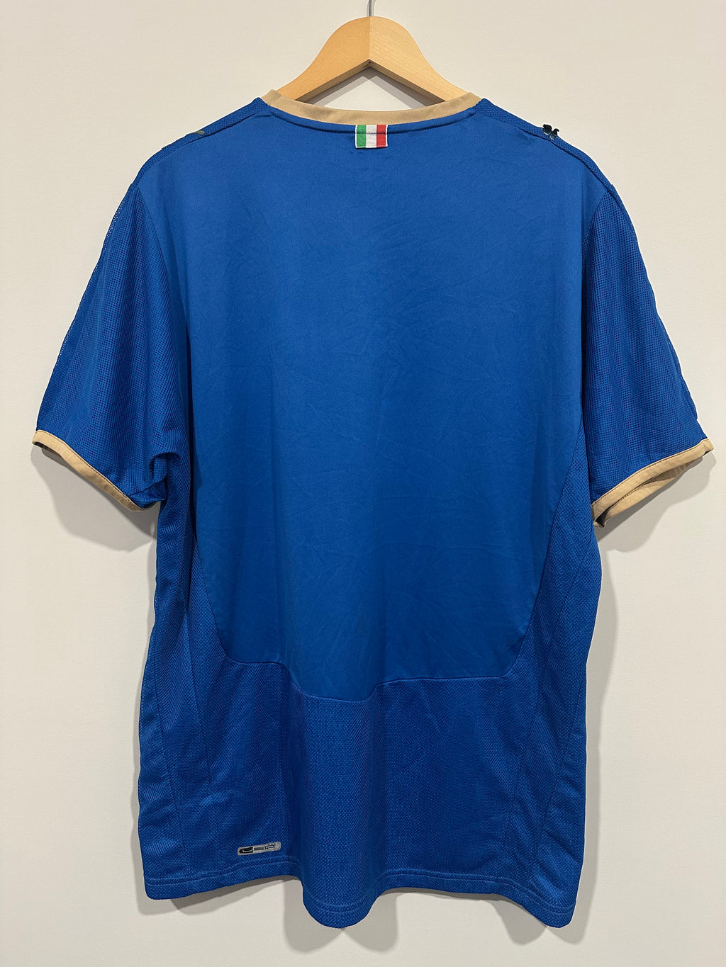 Italy 2008-09 Home Soccer Jersey (XL)