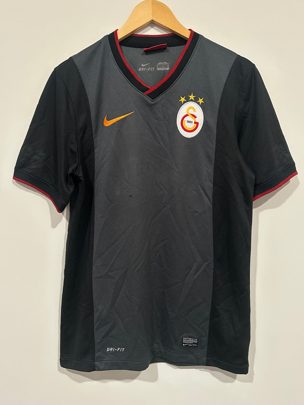 Galatasaray 2013-14 Away Soccer Jersey (S)