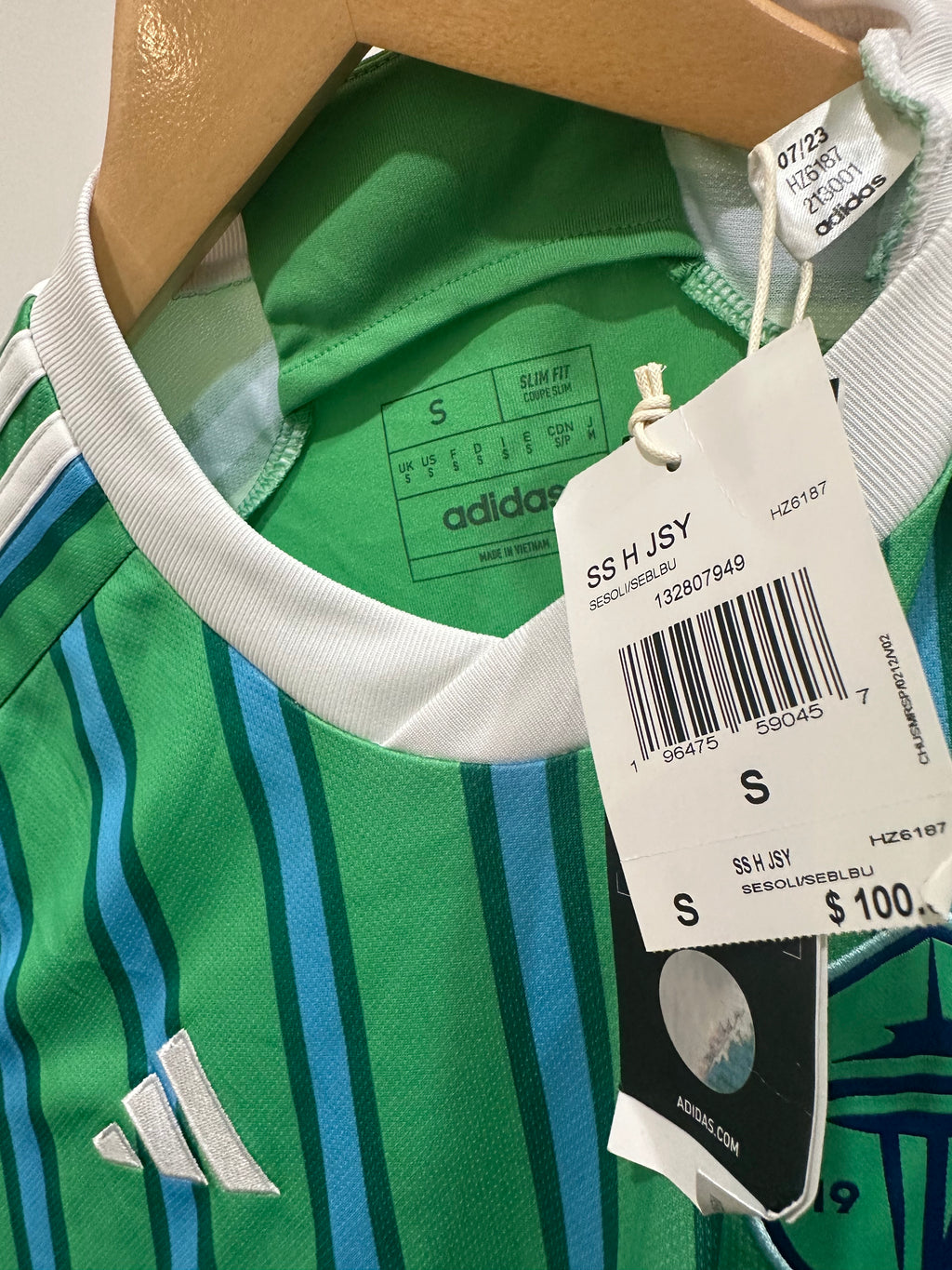 Seattle Sounders 2024-25 Home Soccer Jersey (S) NWT
