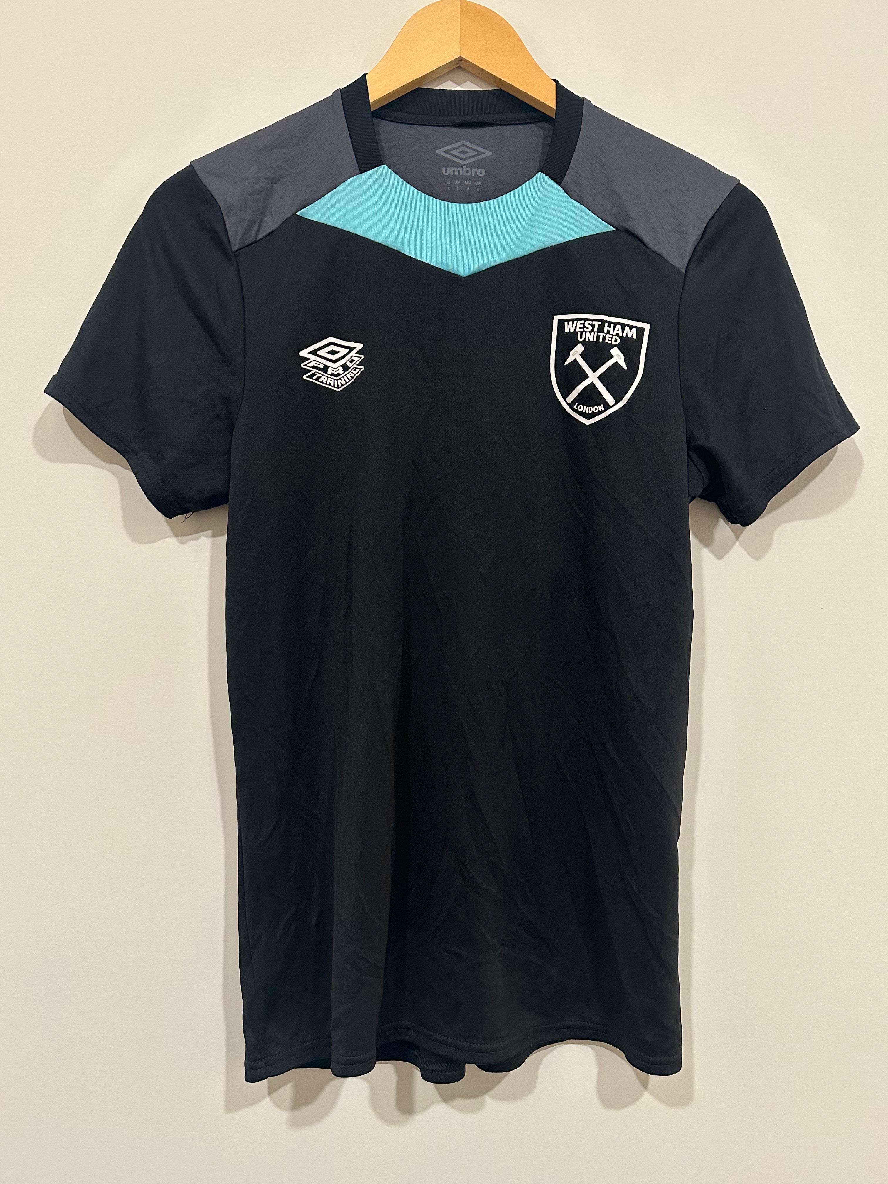 West Ham 2017-18 Training Soccer Jersey (S)