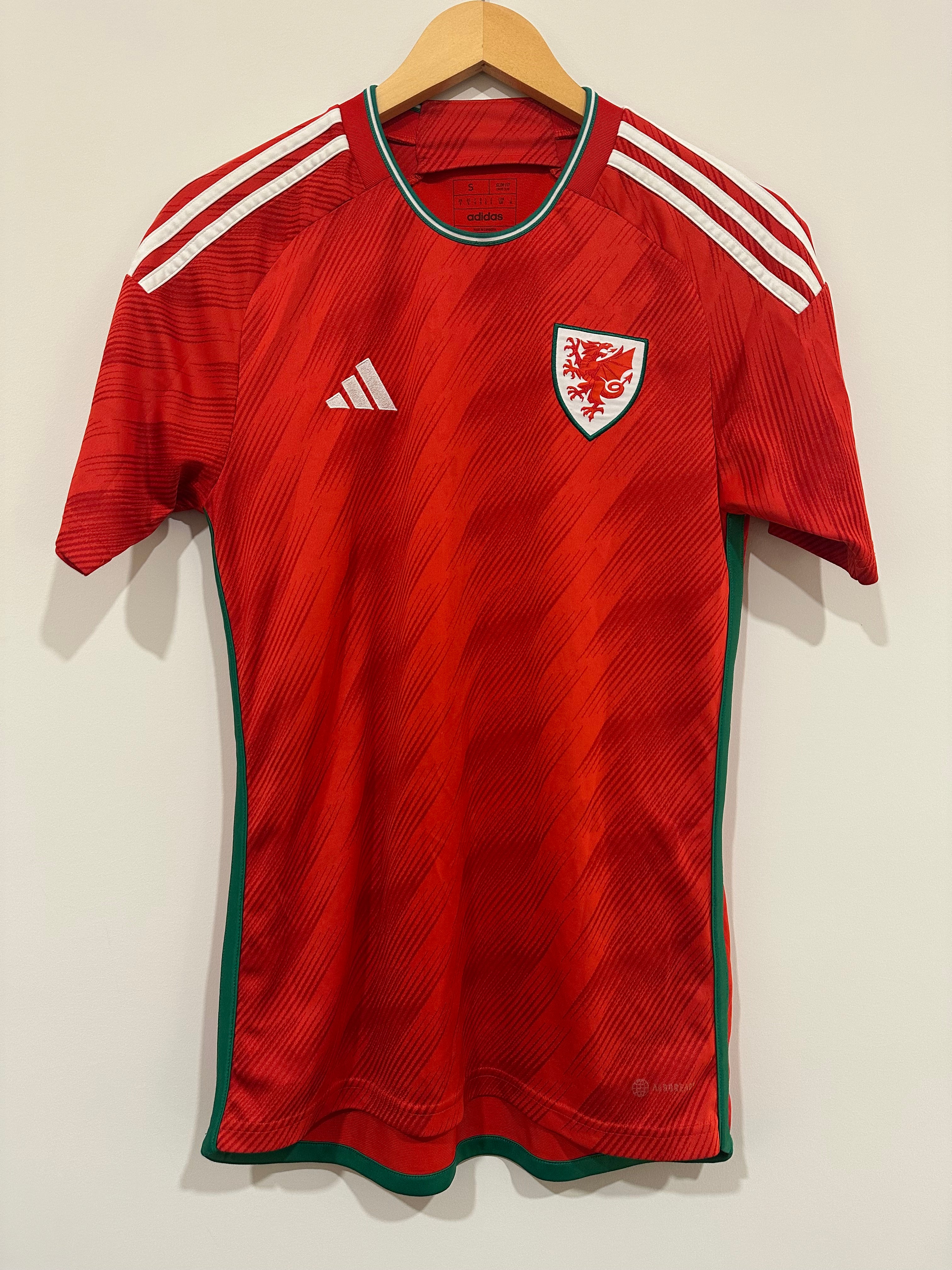 Wales 2022 Home Soccer Jersey (S)
