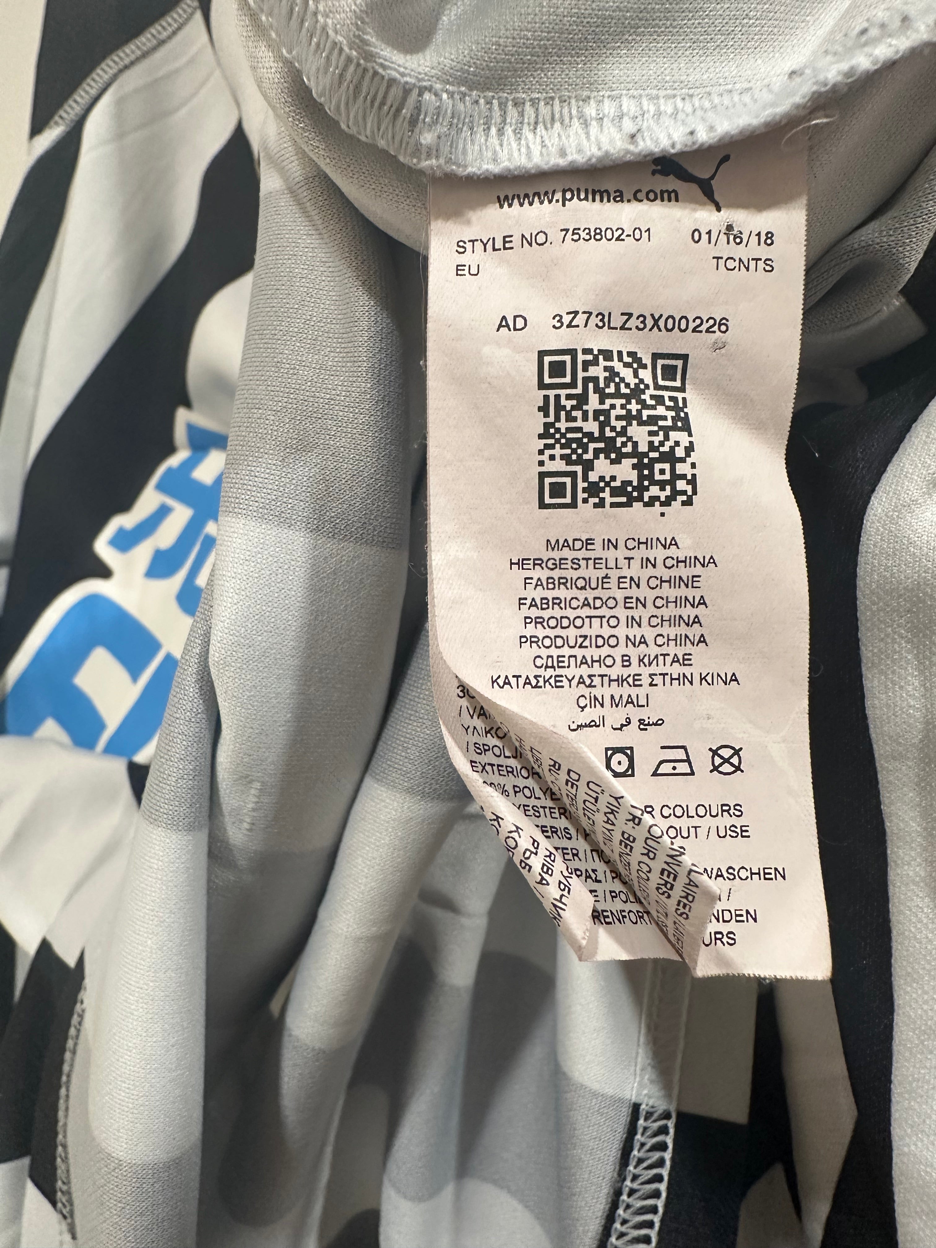 Newcastle United 2018-19 Home Soccer Jersey (L)
