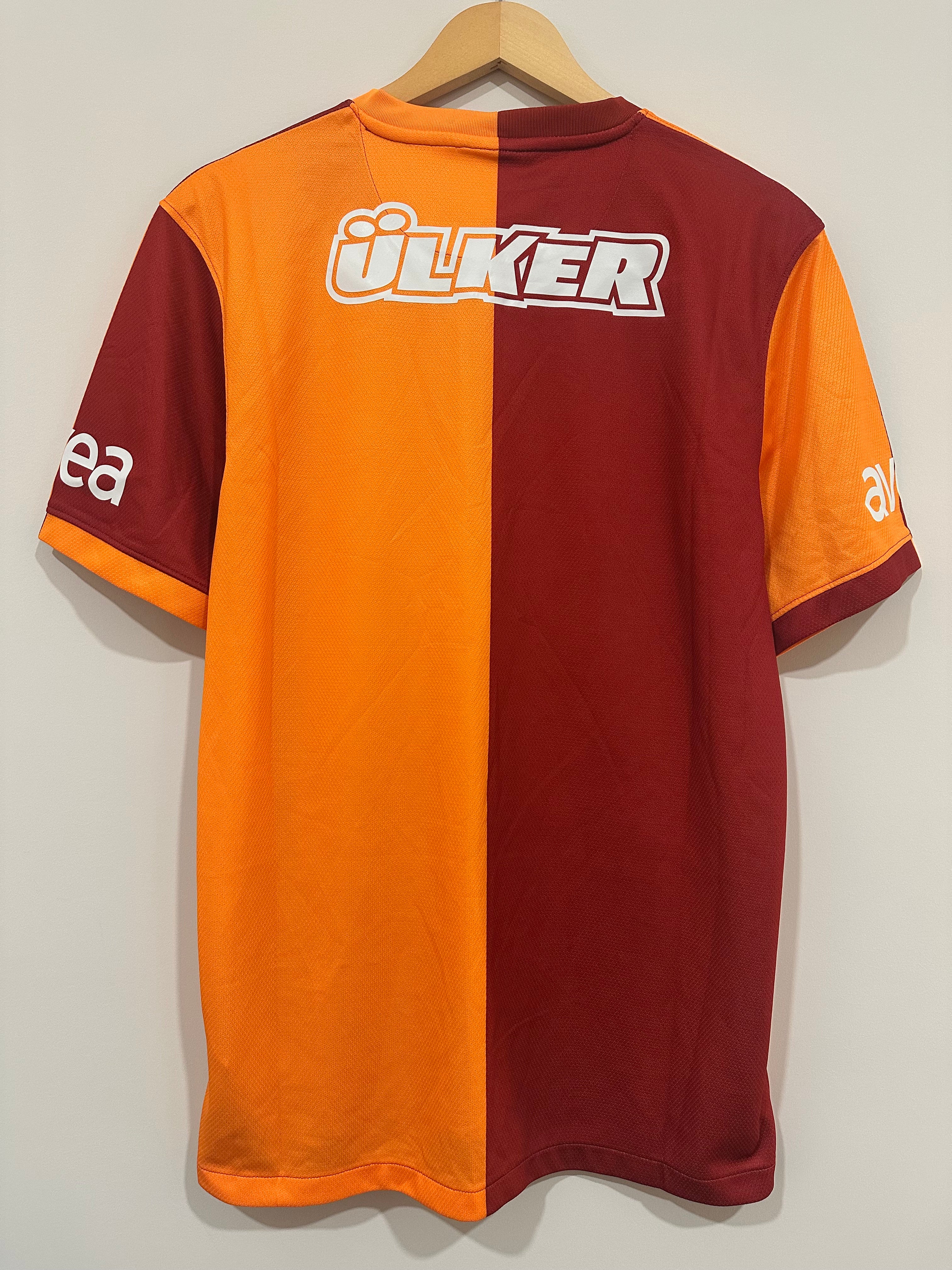 Galatasaray 2013-14 Home Soccer Jersey (M)