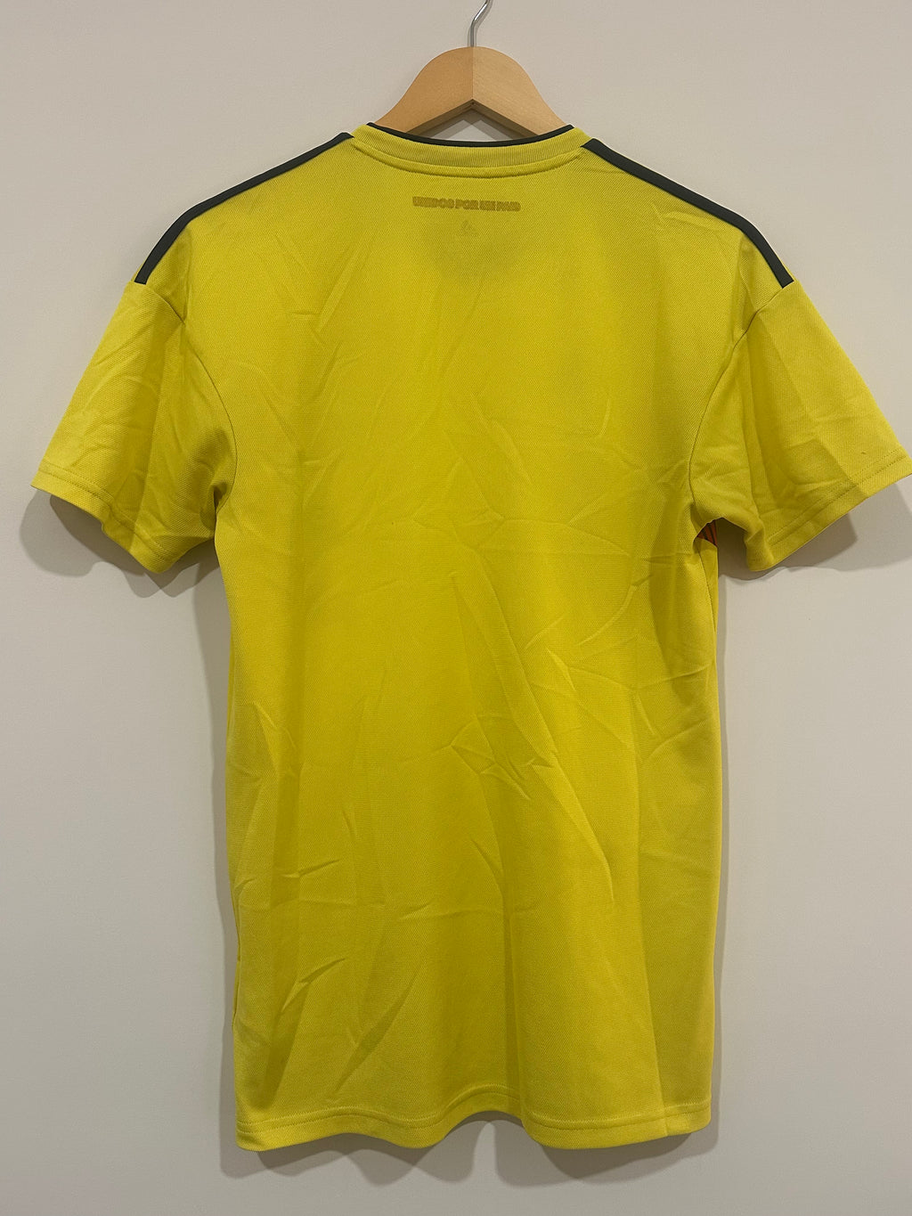 Colombia 2018 Home Soccer Jersey (S)