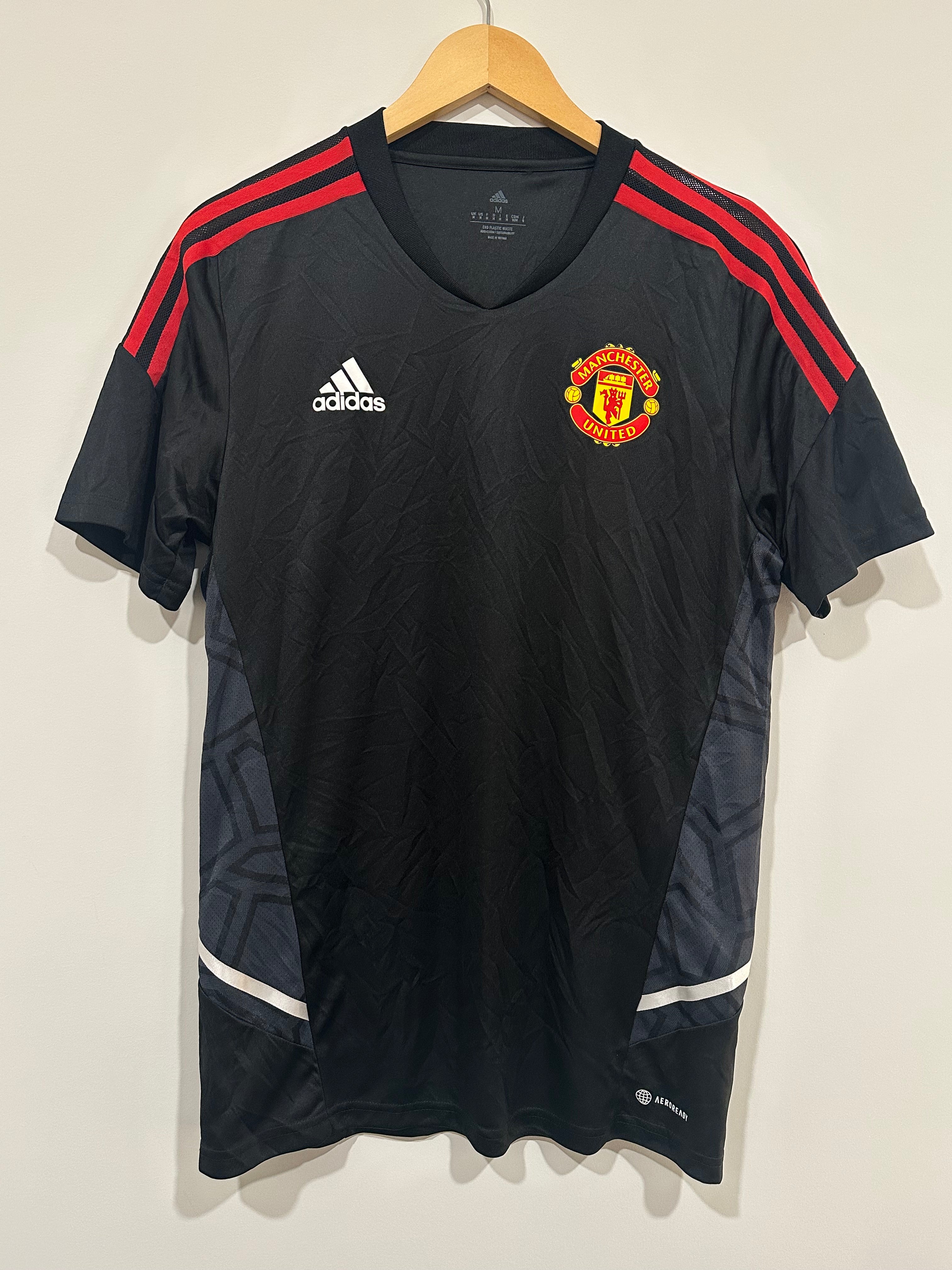 Manchester United 2021-22 Training Soccer Jersey (M)