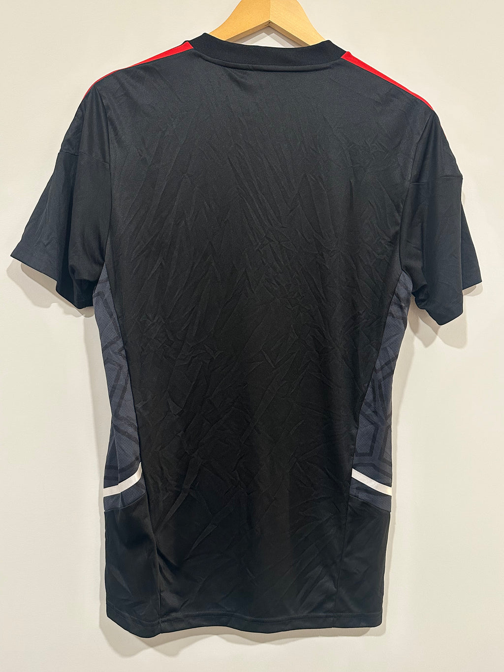 Manchester United 2021-22 Training Soccer Jersey (M)