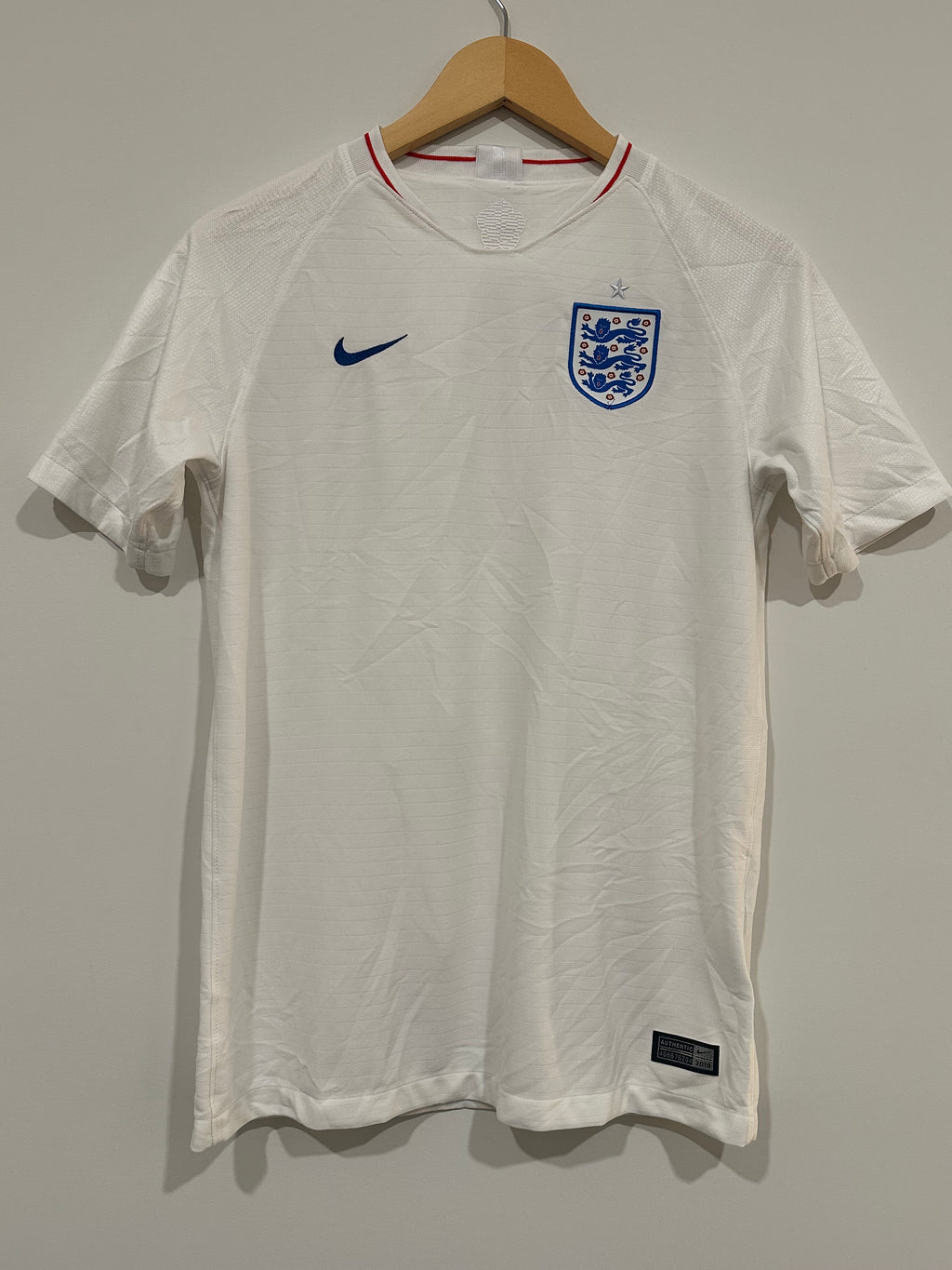 England 2018-19 Home Soccer Jersey (YXL)