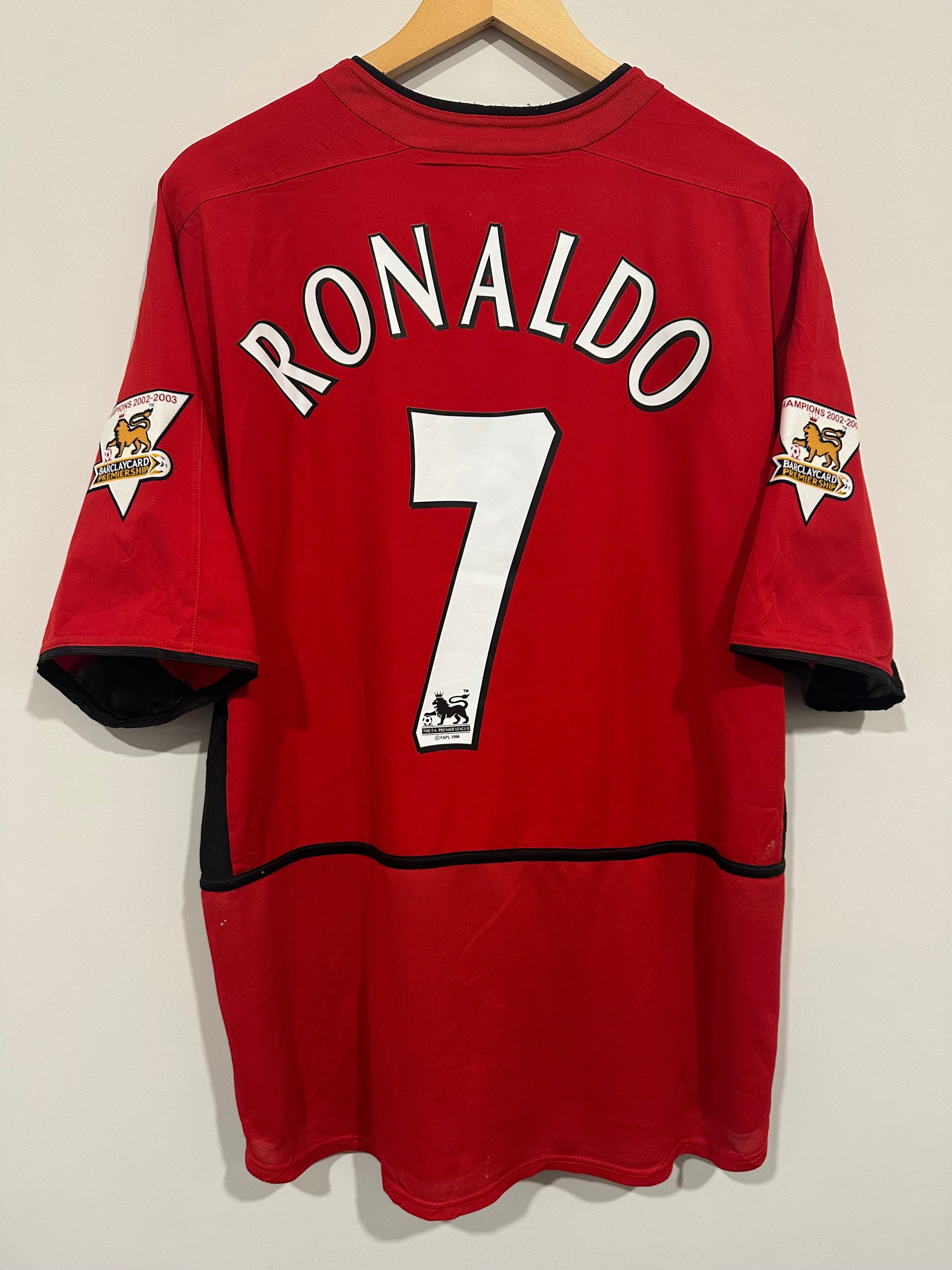 Manchester United 2002-04 Home Soccer Jersey Ronaldo #7 (XL)