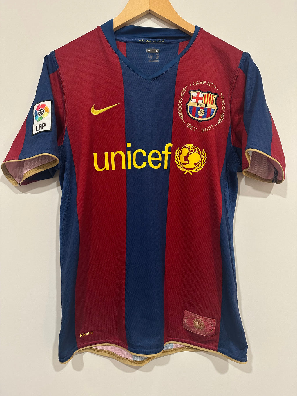 FC Barcelona 2007-08 Home Soccer Jersey (S)
