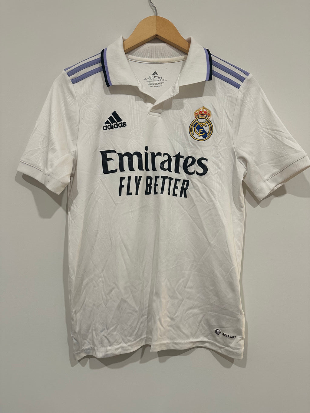Real Madrid 2022-23 Home Soccer Jersey Benzema #9 (Youth L)