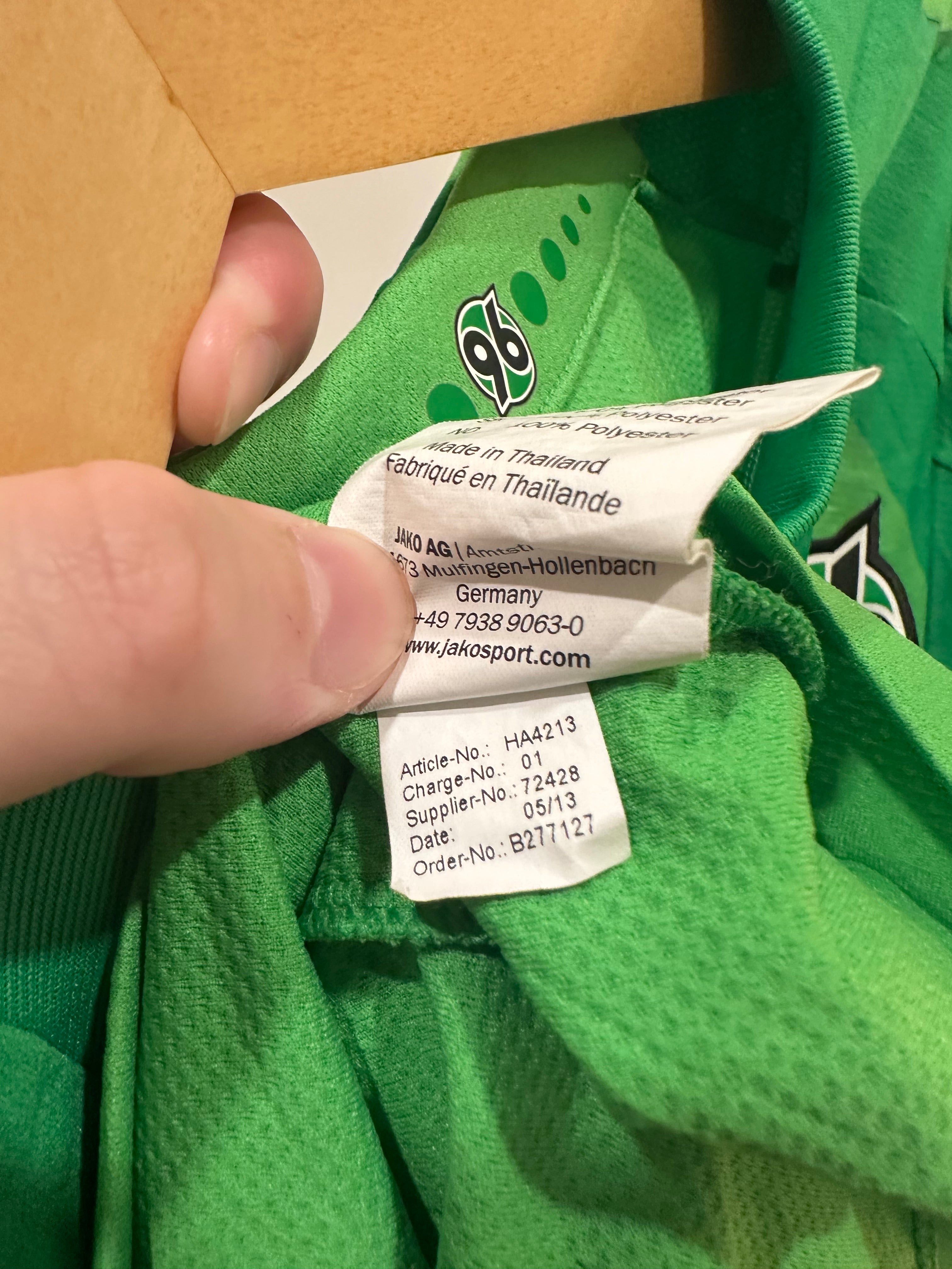 Hannover 96 2013-14 Away Soccer Jersey (Youth XL)
