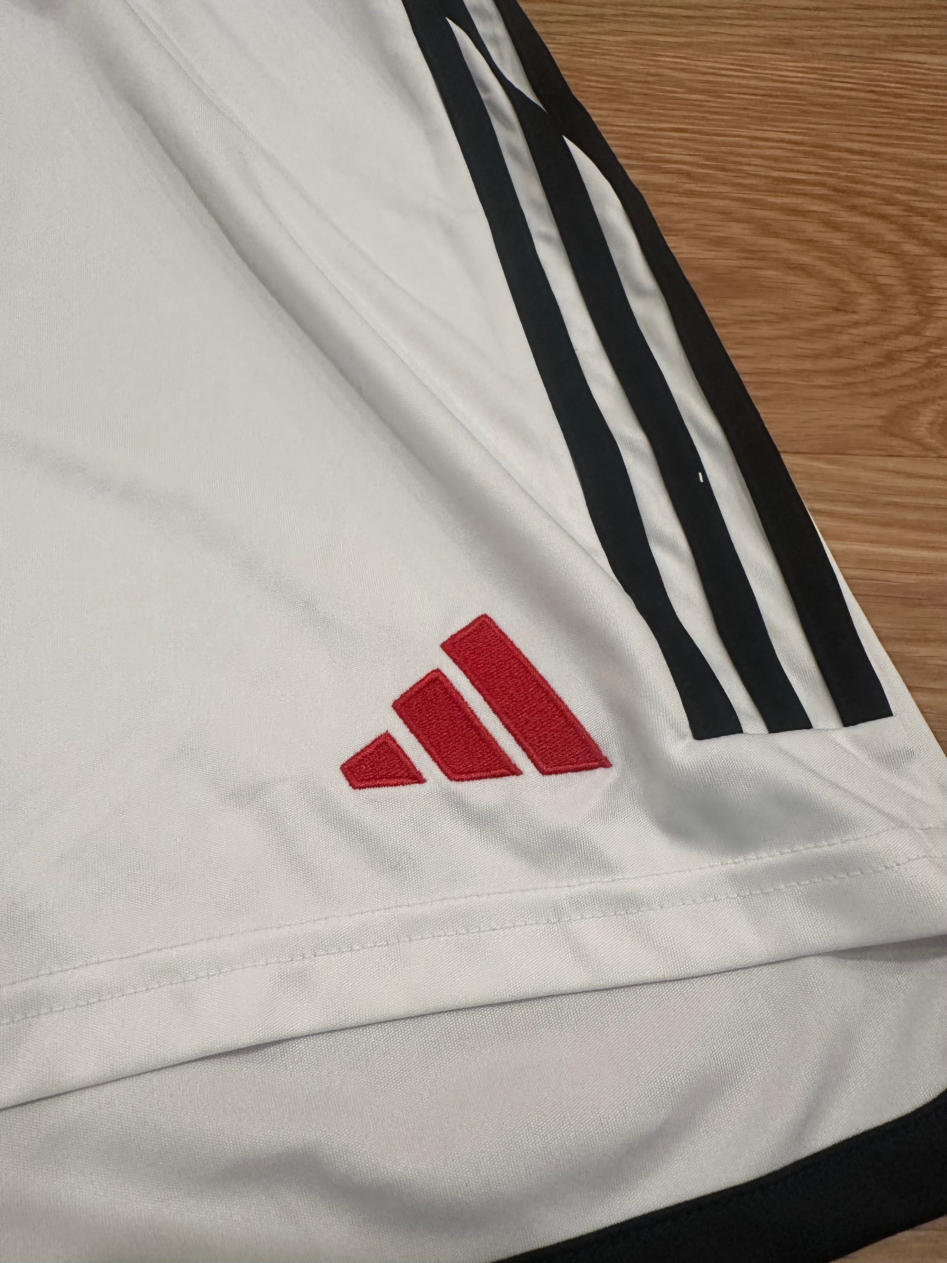 Manchester United 2023-24 White Soccer Shorts (S)