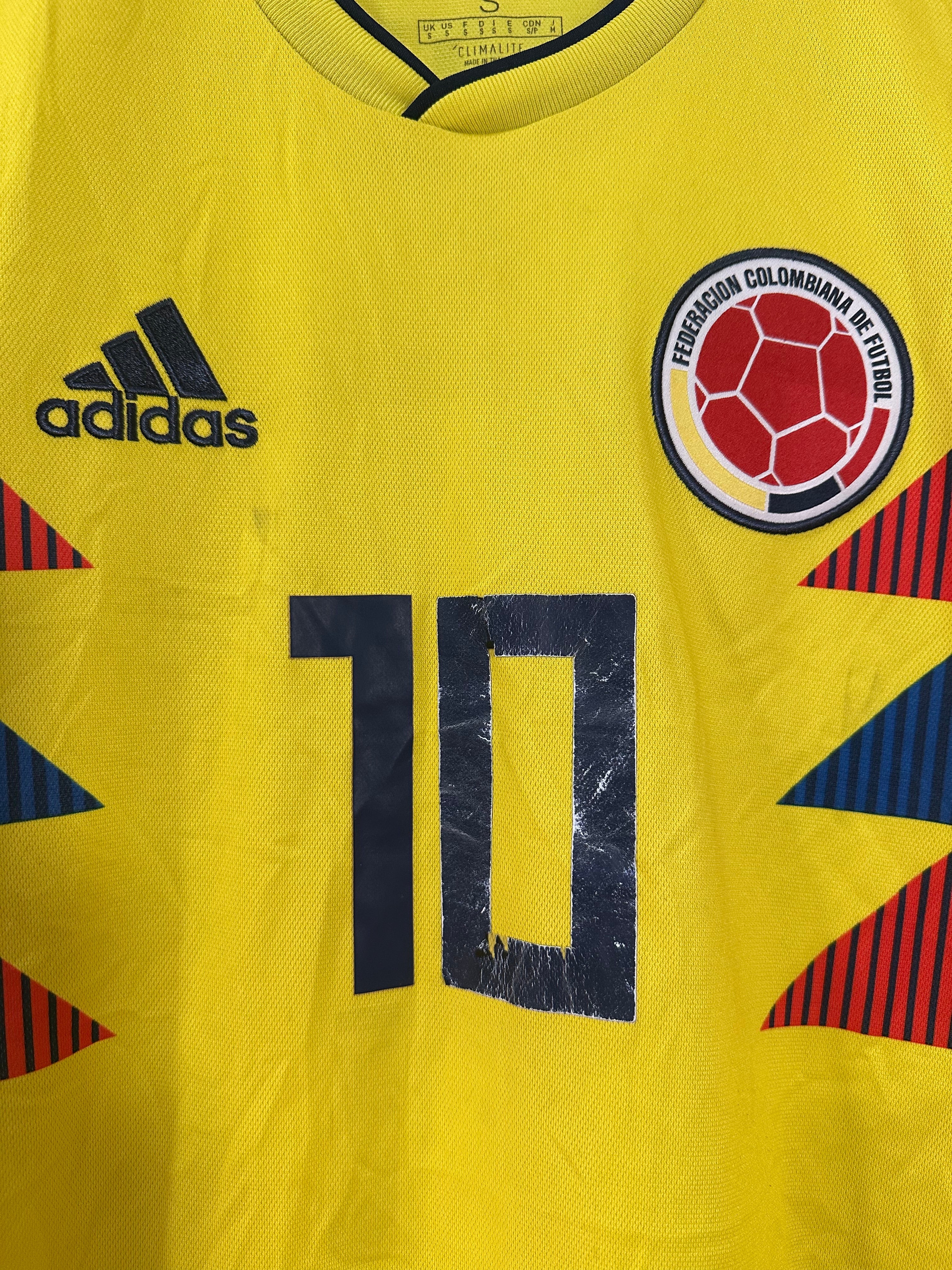 Colombia 2018-19 Home Soccer Jersey James #10 (S) [B Grade]