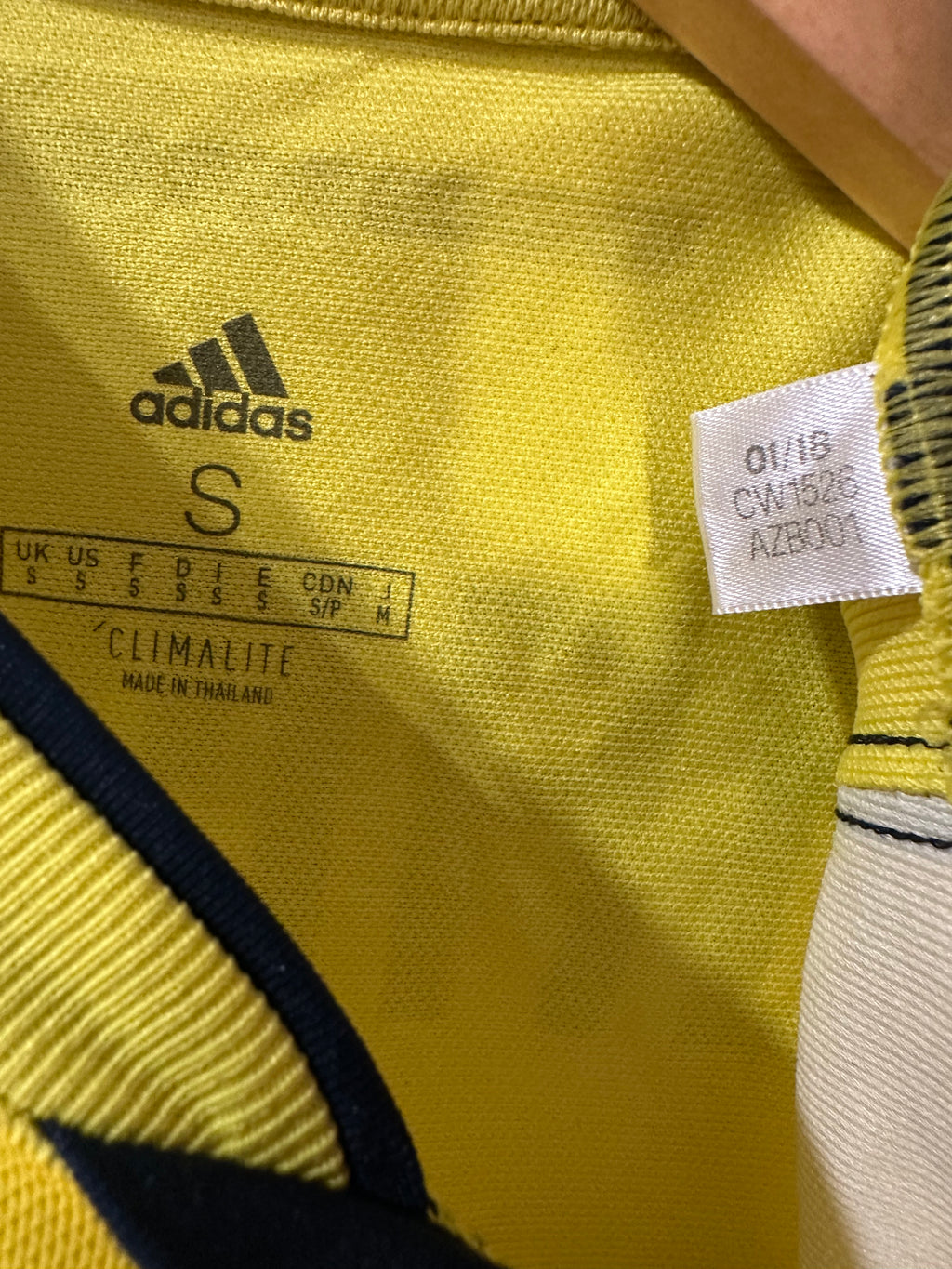 Colombia 2018-19 Home Soccer Jersey James #10 (S) [B Grade]