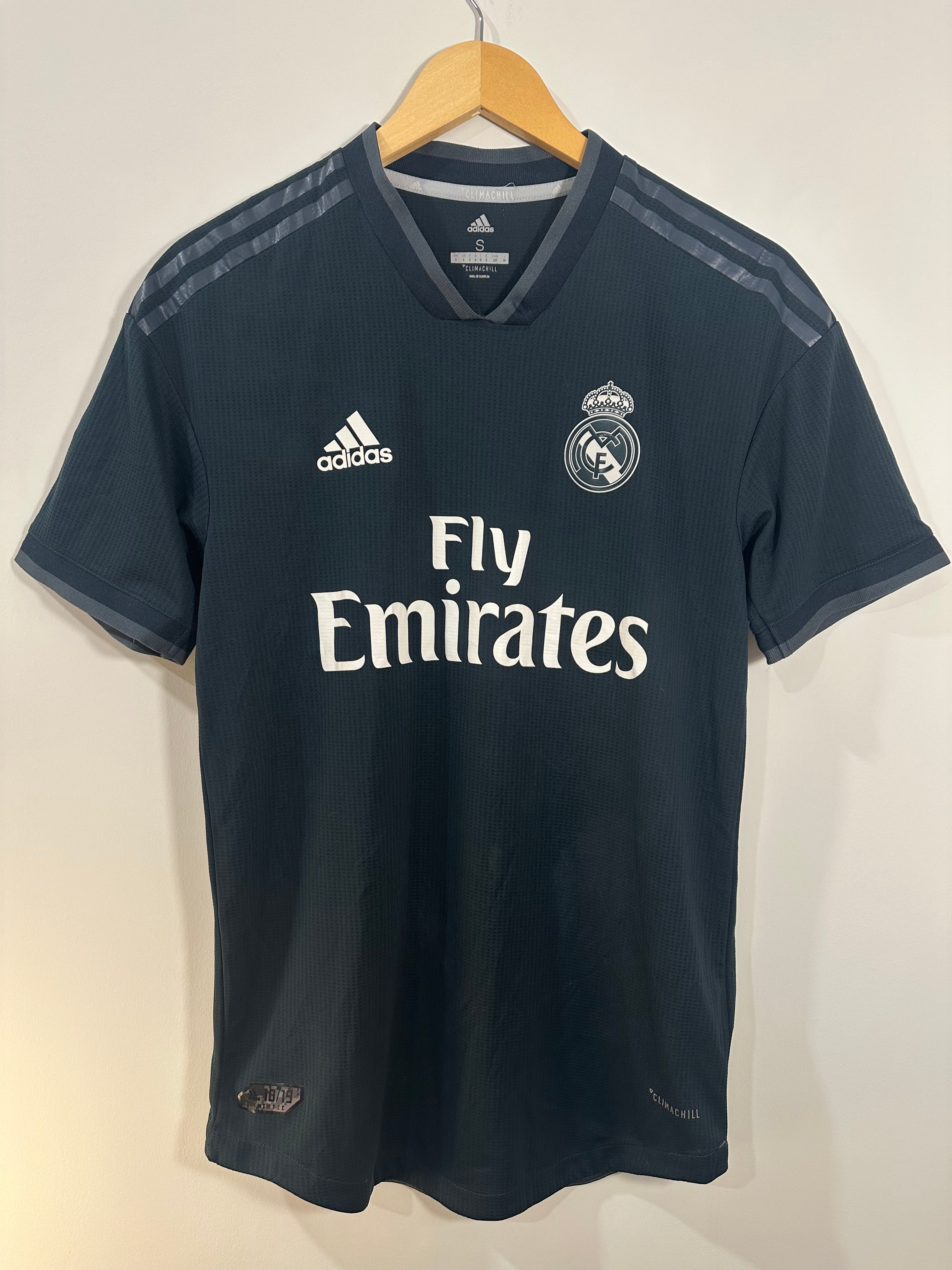 Real Madrid 2018-19 Away Soccer Jersey Authentic Version (S)