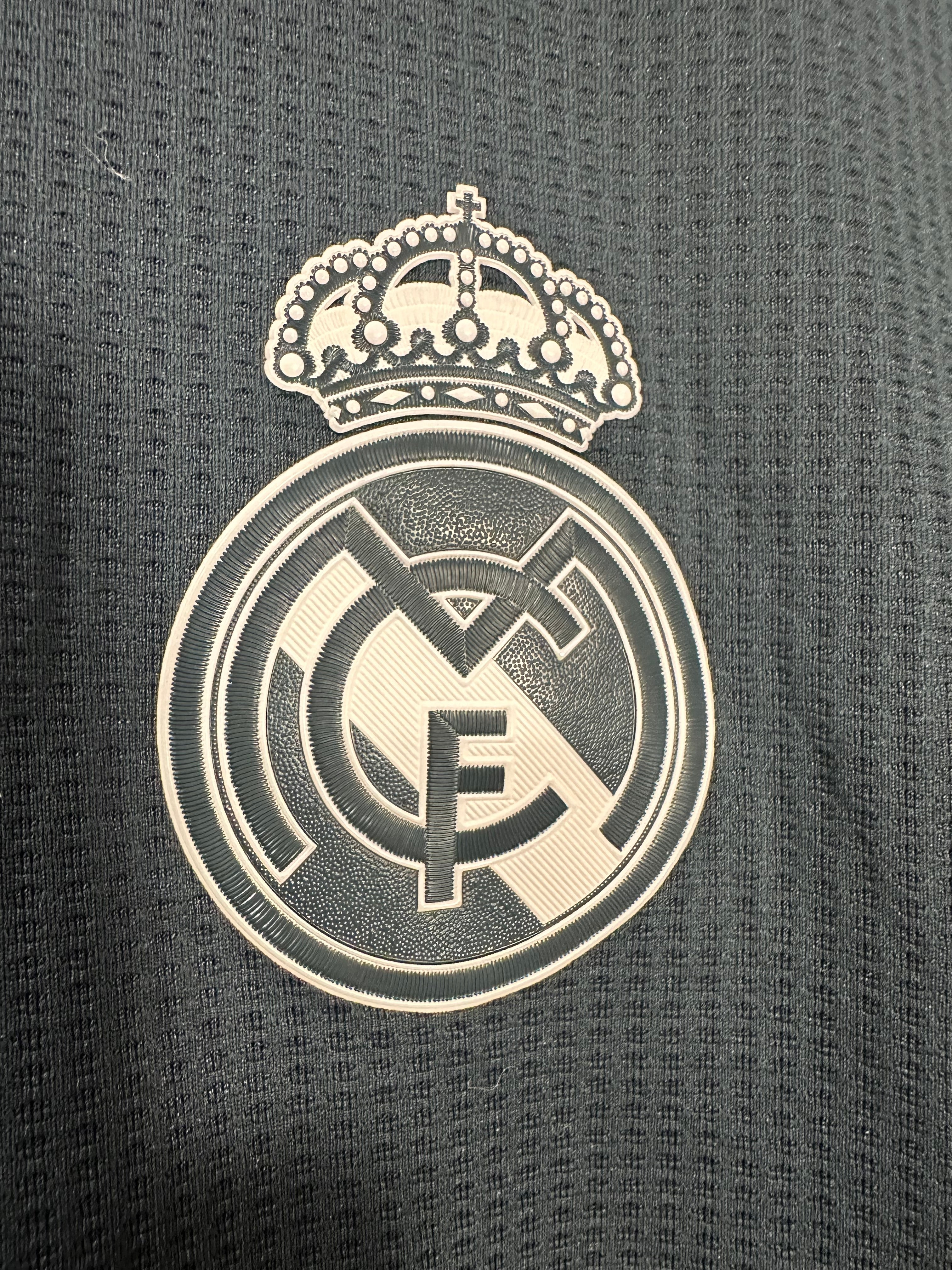 Real Madrid 2018-19 Away Soccer Jersey Authentic Version (S)