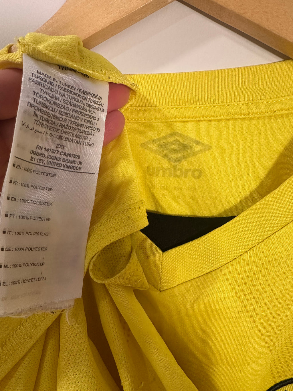 Brentford 2021-22 Away Soccer Jersey (XL)