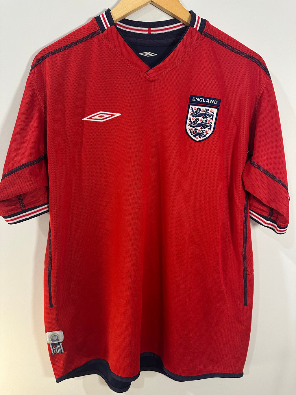 England 2002-04 Away Soccer Jersey (L)