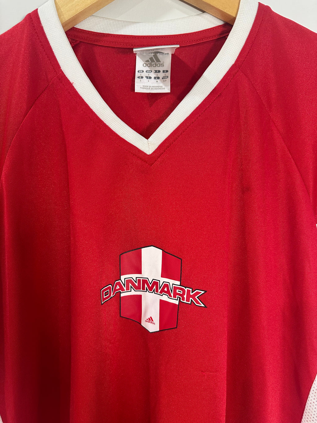 Denmark Euro 2004 Soccer Jersey (S)