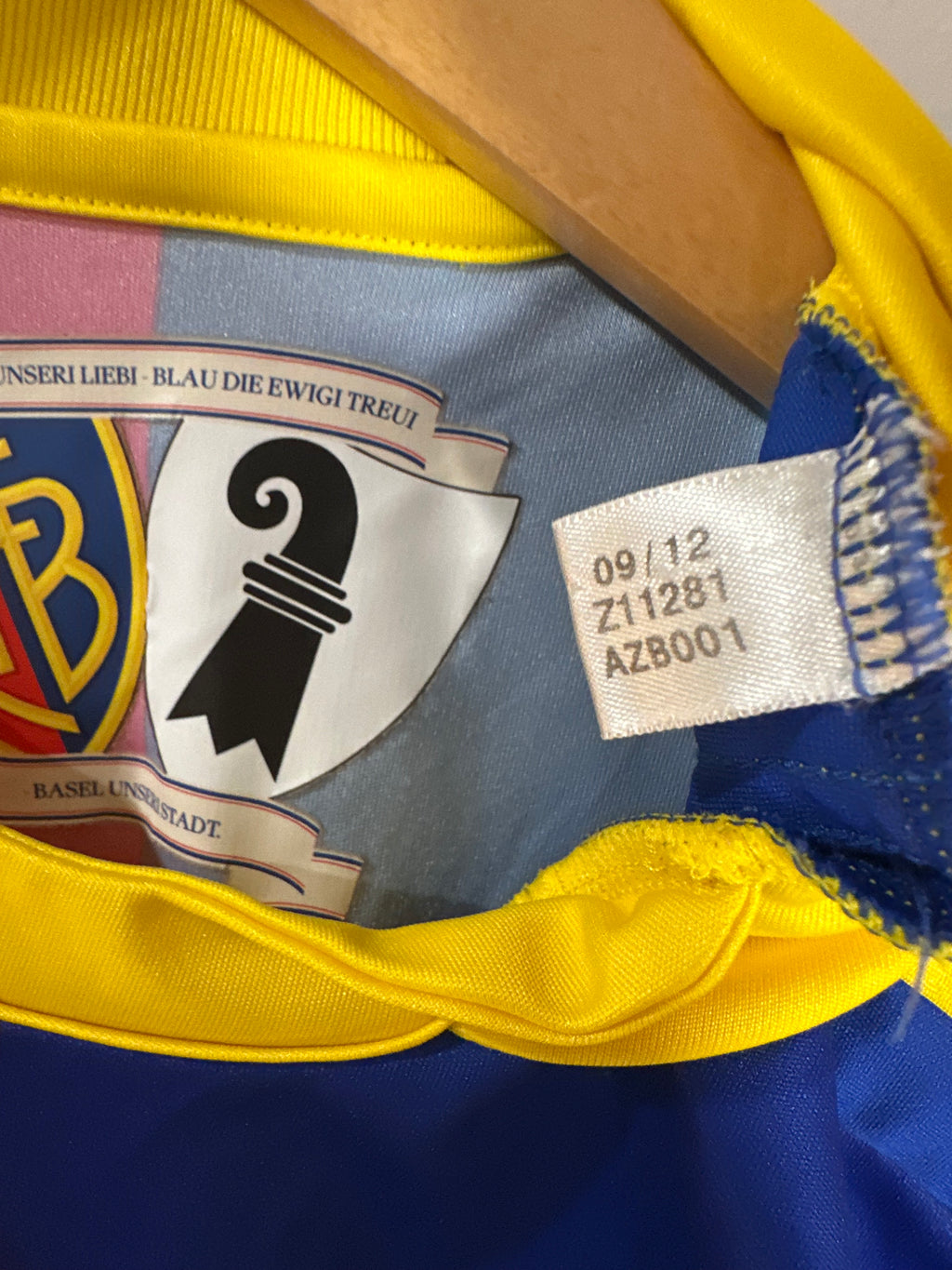 FC Basel 2012-13 Home Soccer Jersey (S) [B Grade]