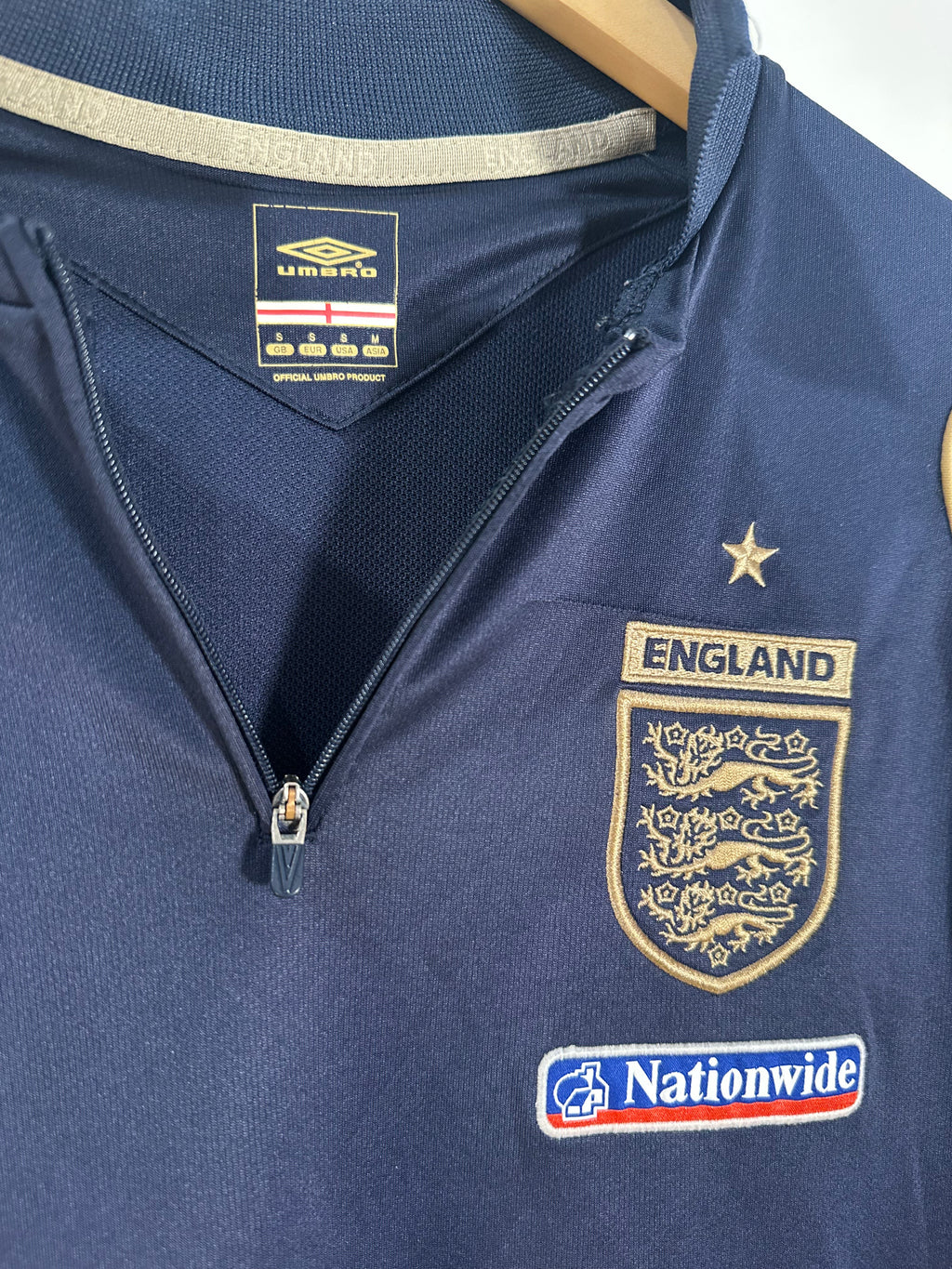 England 2006-07 Training Soccer Jersey (S)