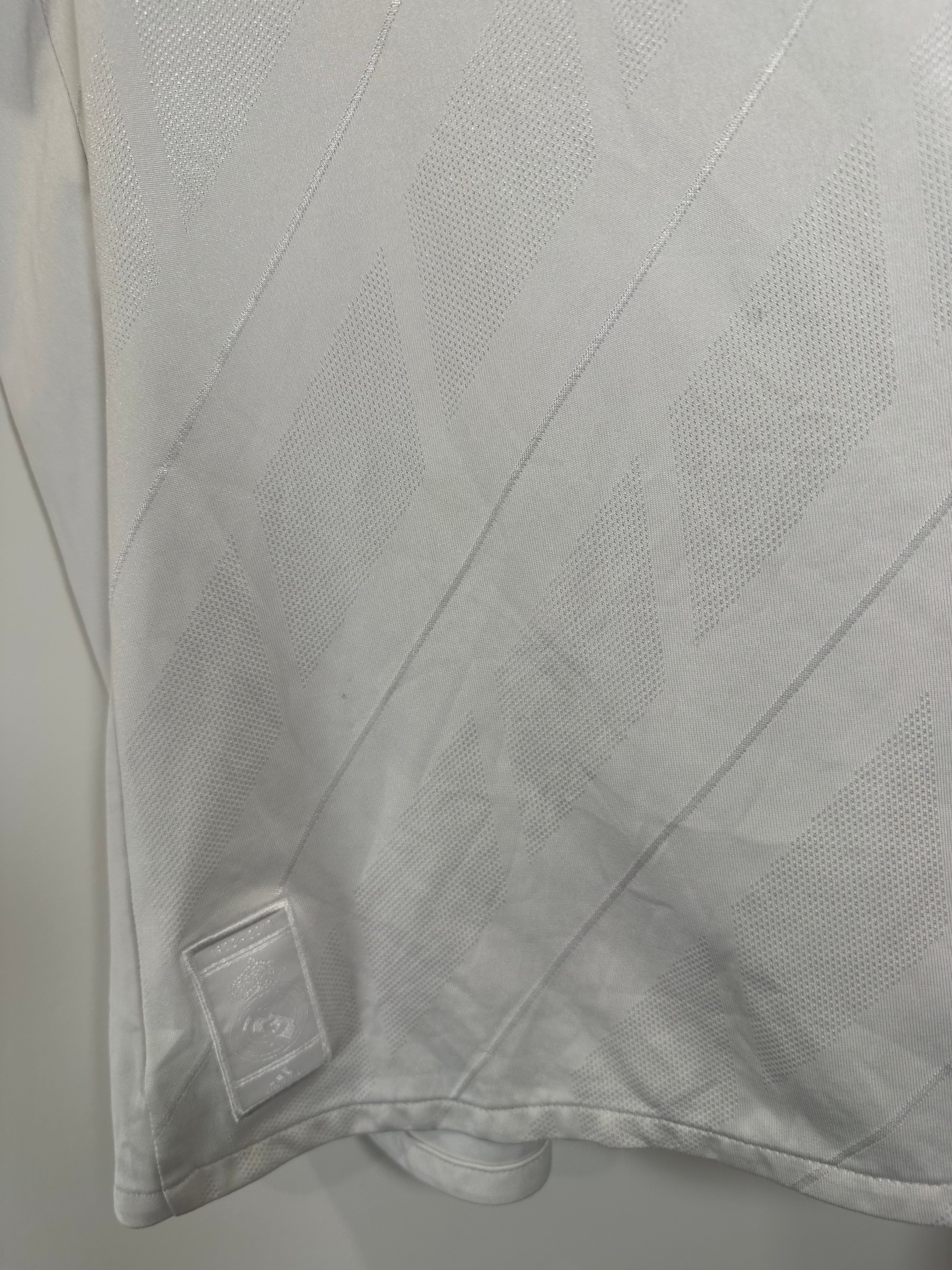 Real Madrid 2017-18 Home Soccer Jersey (S)