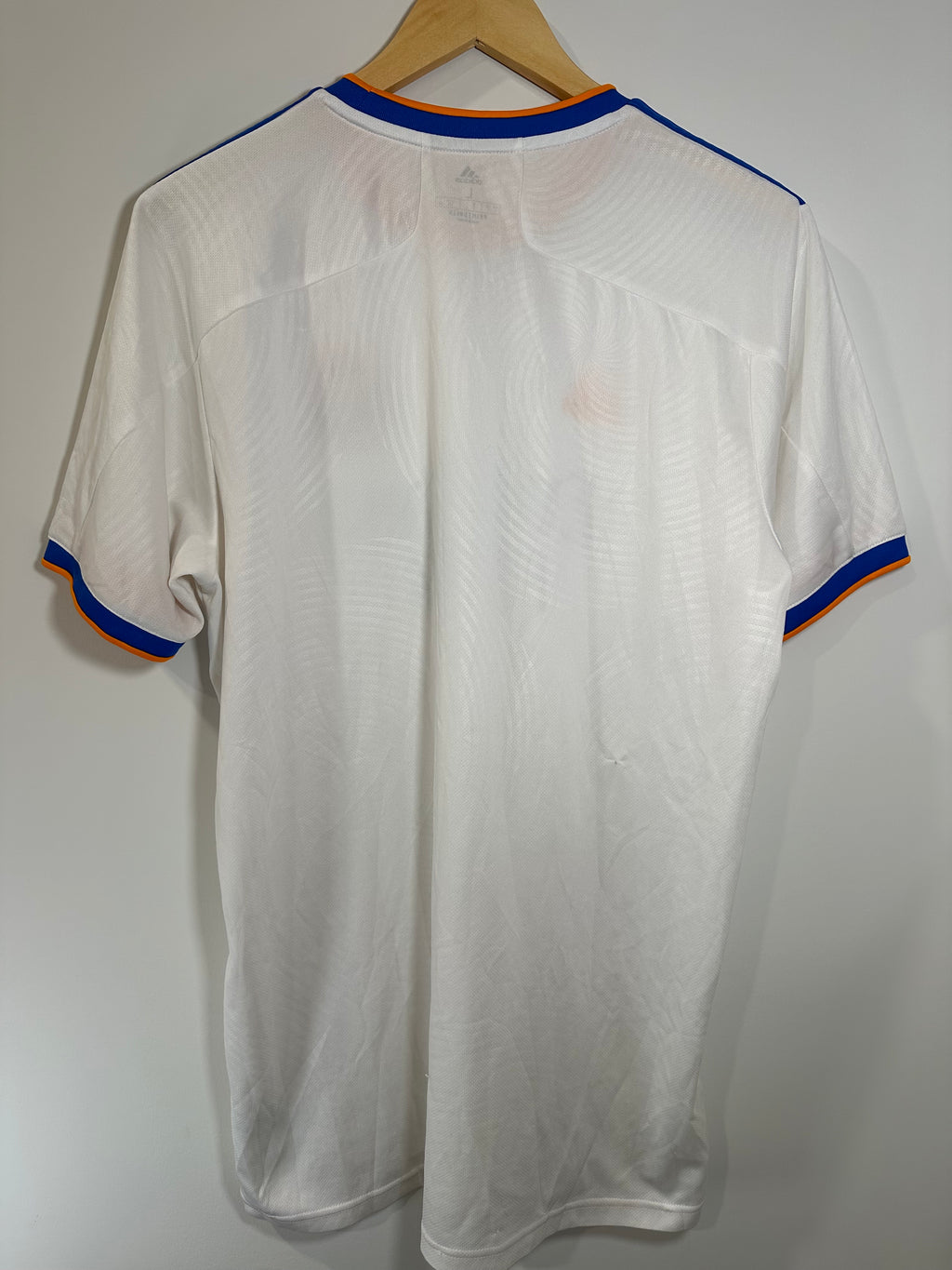 Real Madrid 2021-22 Home Soccer Jersey (L) [B Grade]