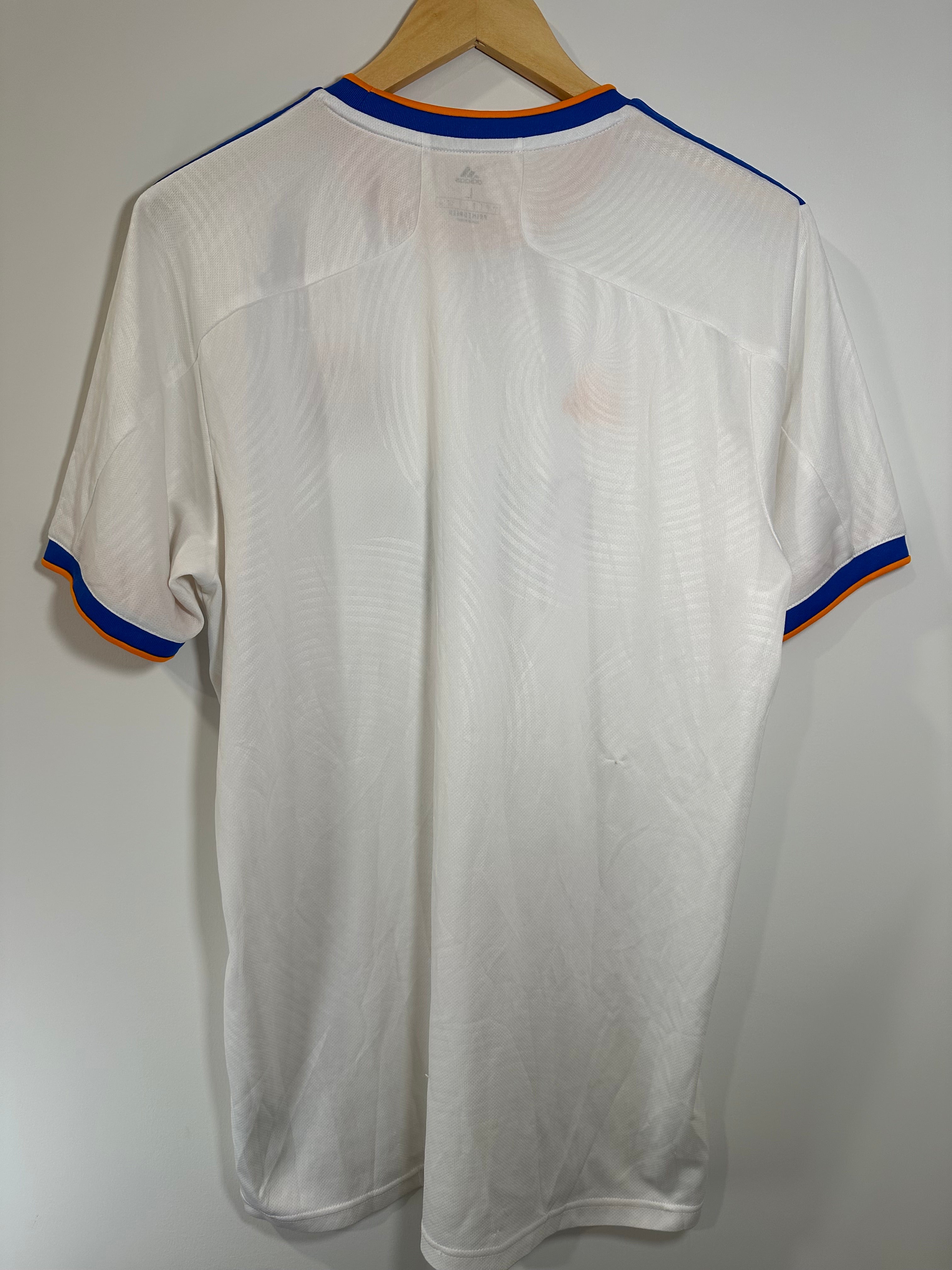 Real Madrid 2021-22 Home Soccer Jersey (L) [B Grade]