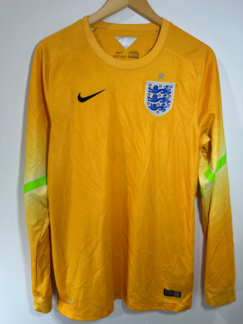 England 2014-15 Goalkeeper Soccer Jersey (S) [B Grade]