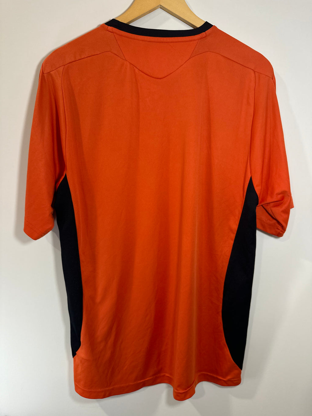 Netherlands Umbro Soccer Jersey (L)