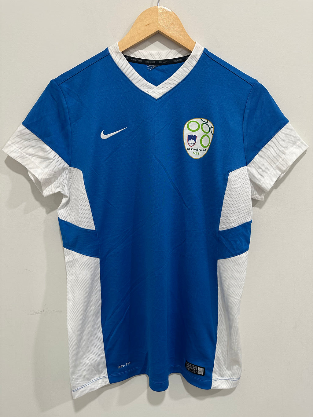 Slovenia 2014-15 Training Jersey (L)