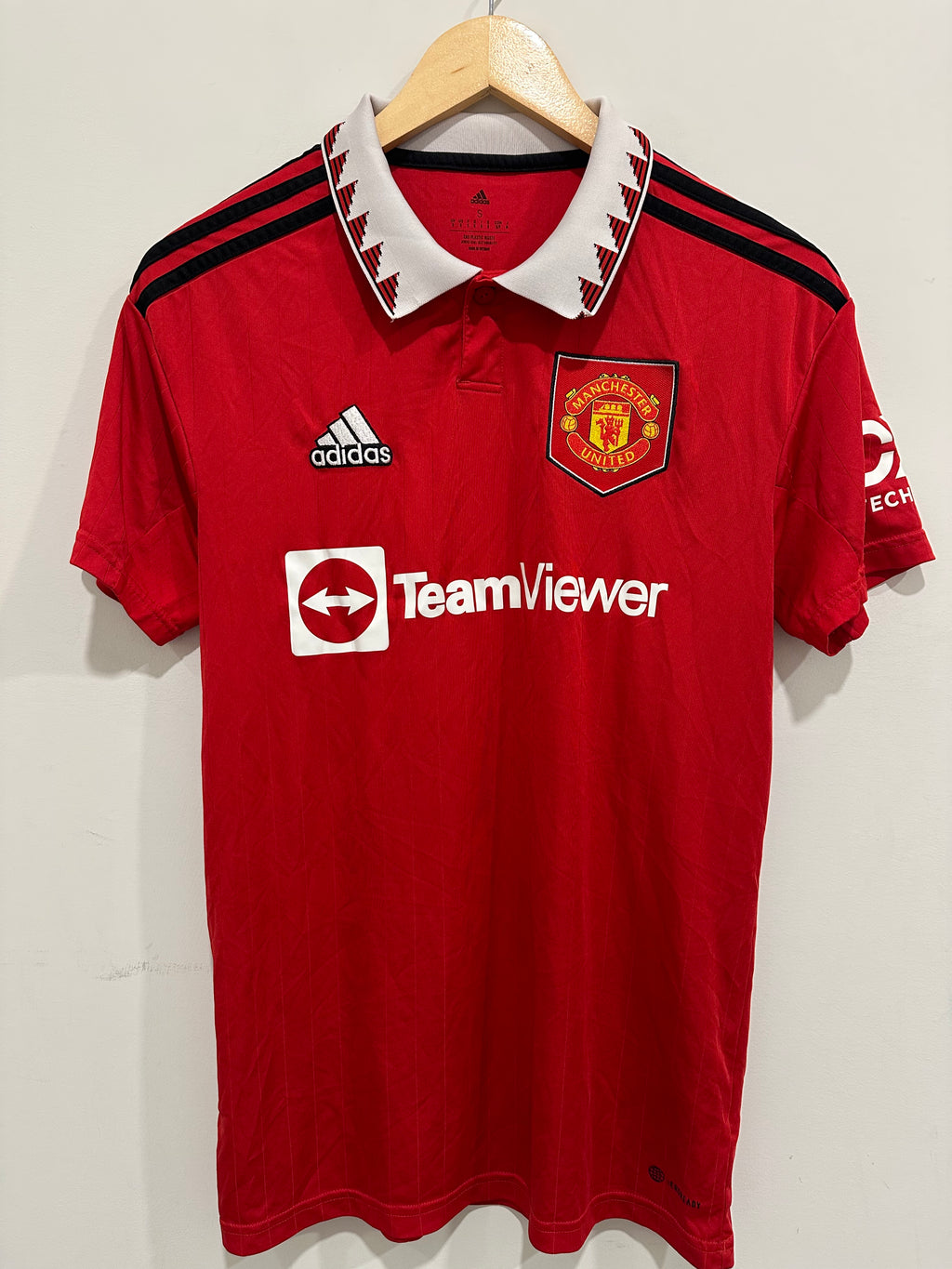 Manchester United 2022-23 Home Soccer Jersey (S)