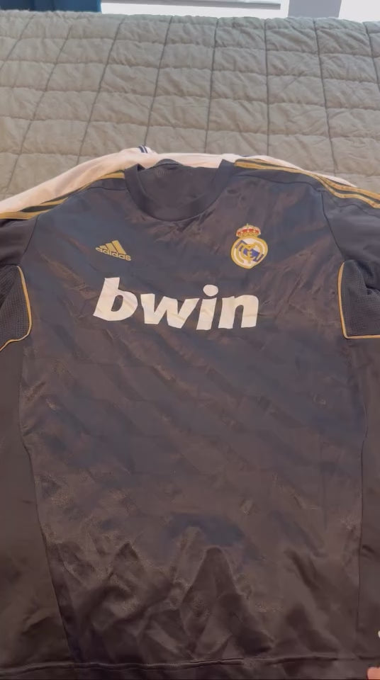 Bundle of 25 Jerseys